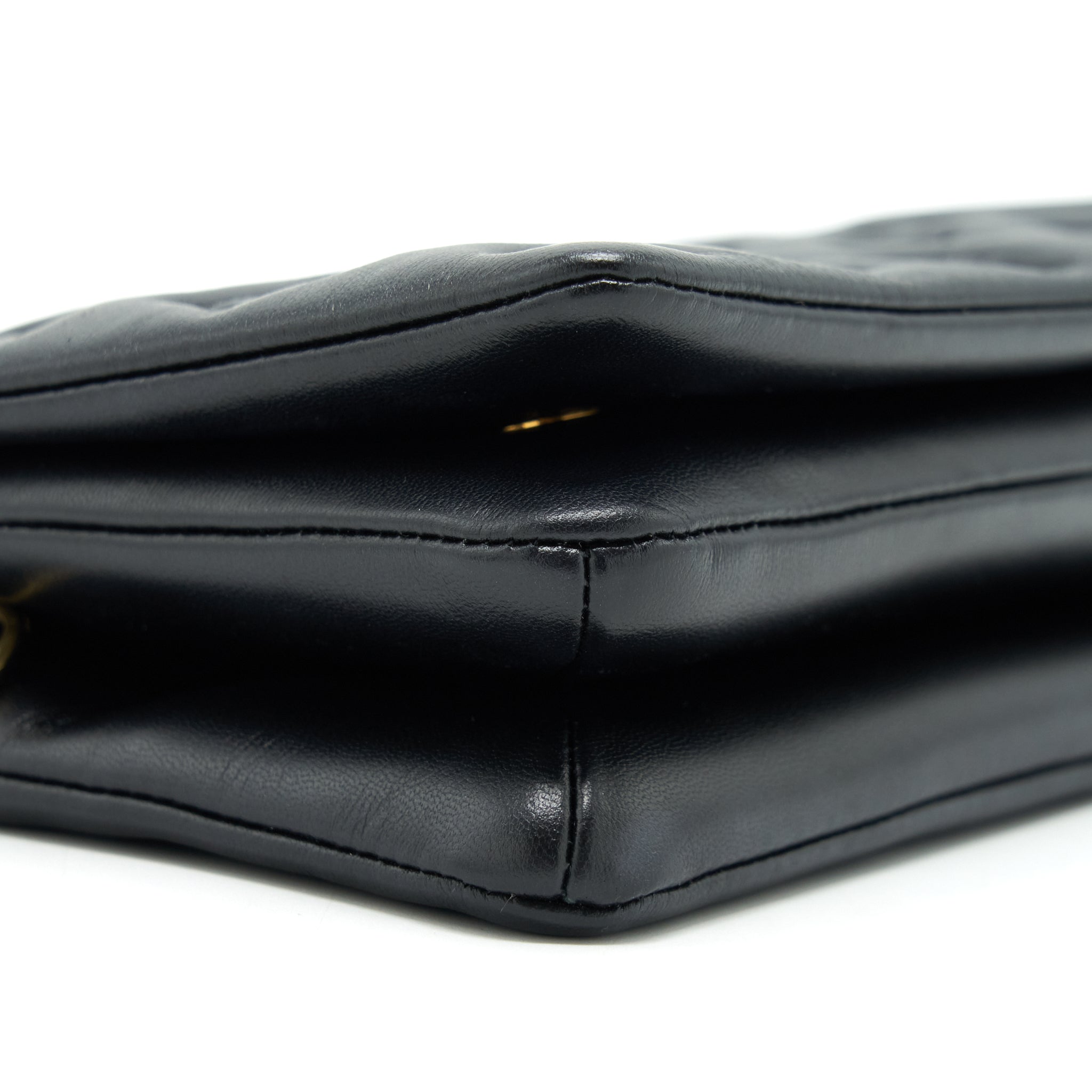 LOUIS VUITTON POCHETTE COUSSIN LAMBSKIN BLACK GHW