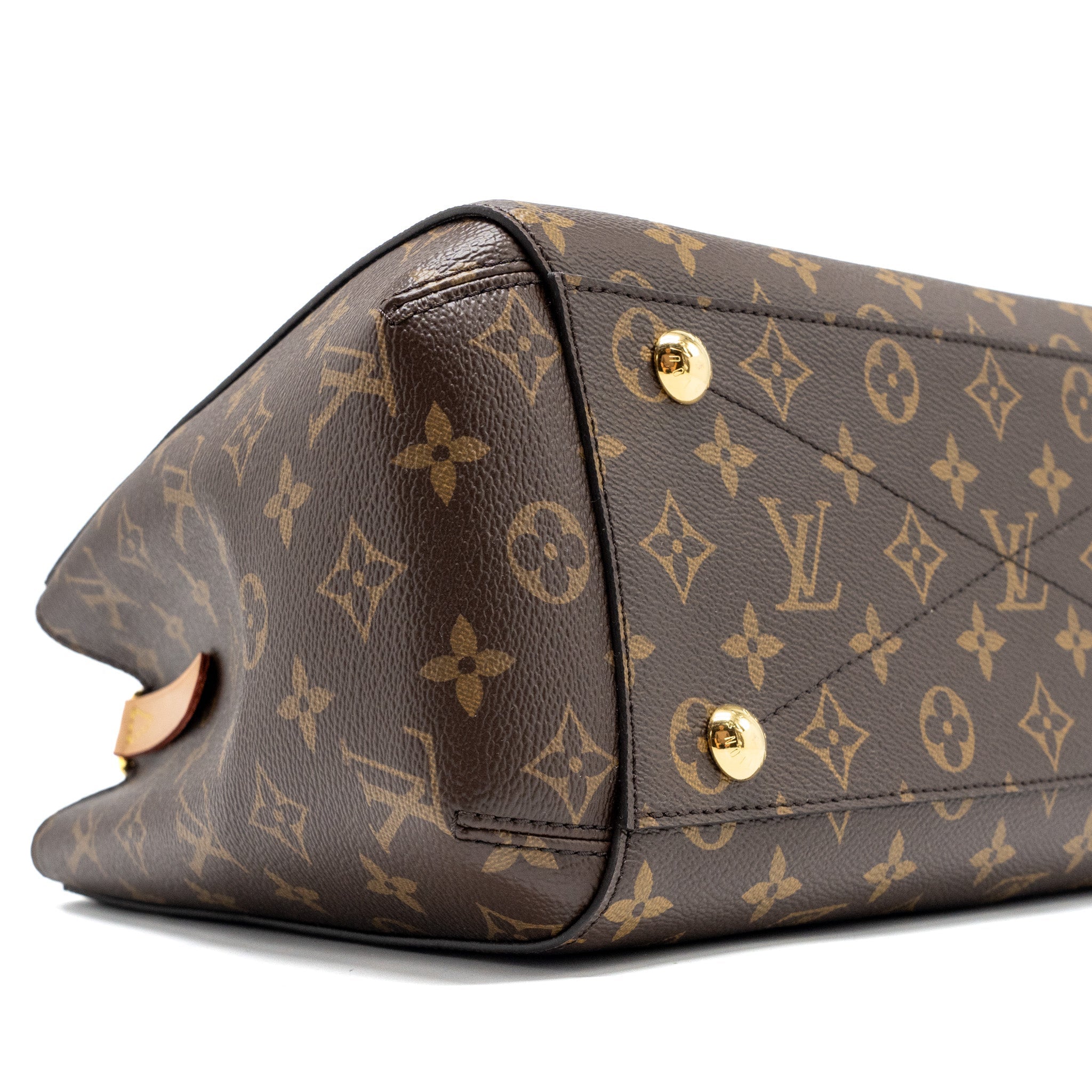 LOUIS VUITTON MONTAIGNE MM MONOGRAM CANVAS GHW