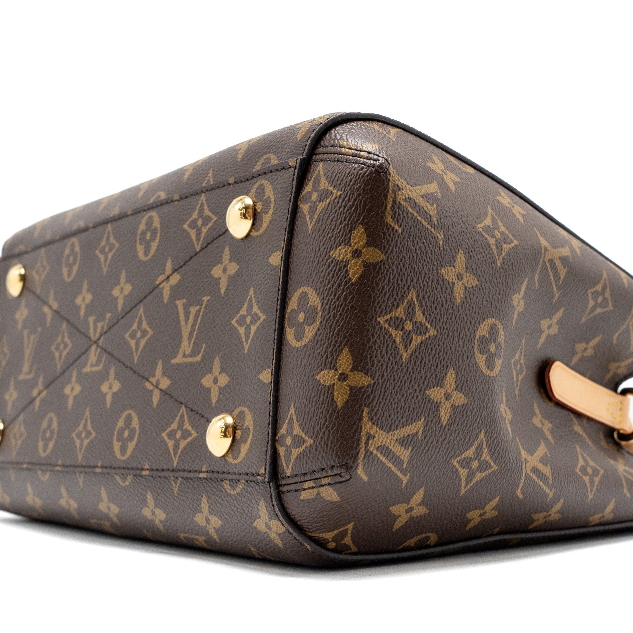 LOUIS VUITTON MONTAIGNE MM MONOGRAM CANVAS GHW