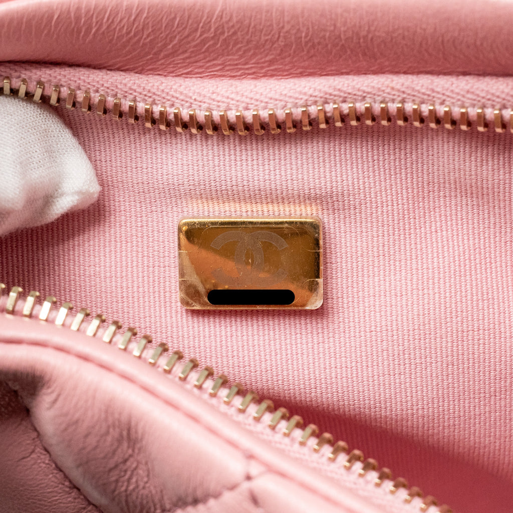 CHANEL 22K HOBO SHOULDER BAG WITH LOGO CHAIN LAMBSKIN PINK GHW (MICROCHIP)