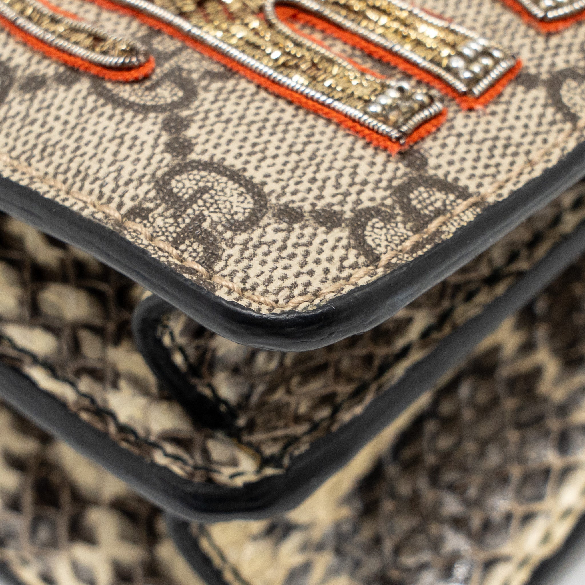 GUCCI SMALL ELEPHANT EMBROIDERED DIONYSUS SHOULDER BAG GG SUPREME CANVAS/LEATHER BEIGE/MULTICOLOUR SHW