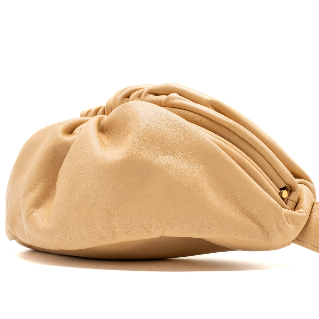 BOTTEGA VENETA THE MINI POUCH BELT BAG CALFSKIN BEIGE GHW