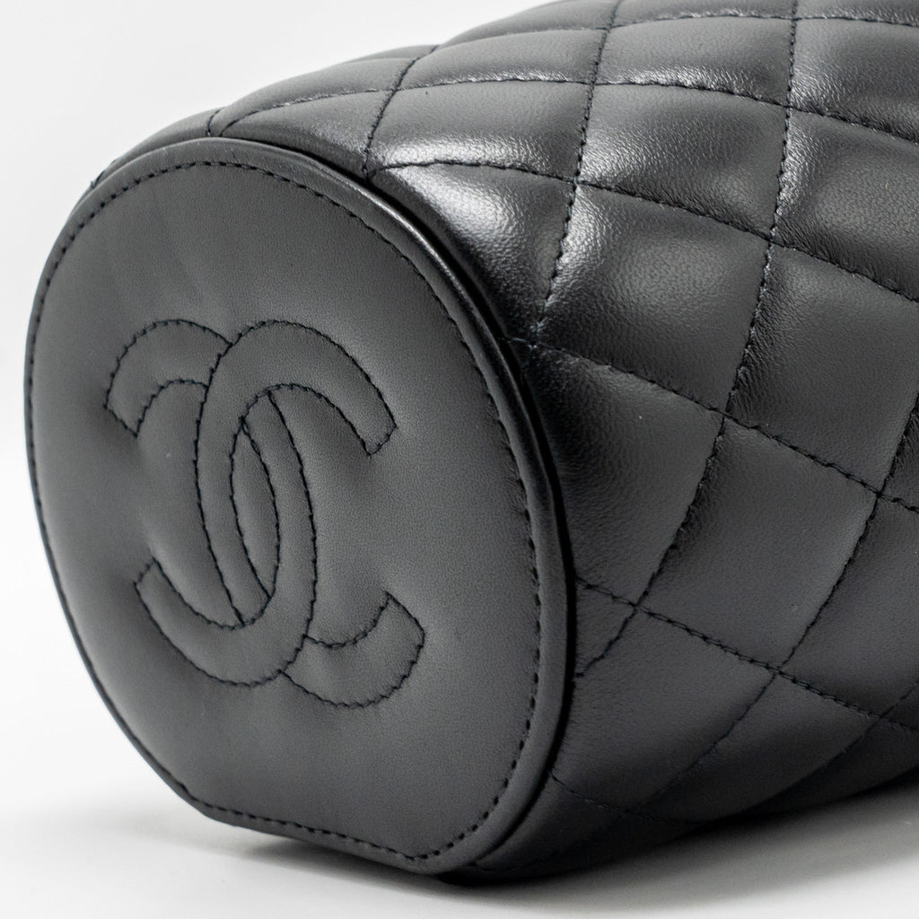 CHANEL AFTERNOON TEA TOP HANDLE VANITY CASE WITH CHAIN LAMBSKIN BLACK GHW (MICROCHIP)
