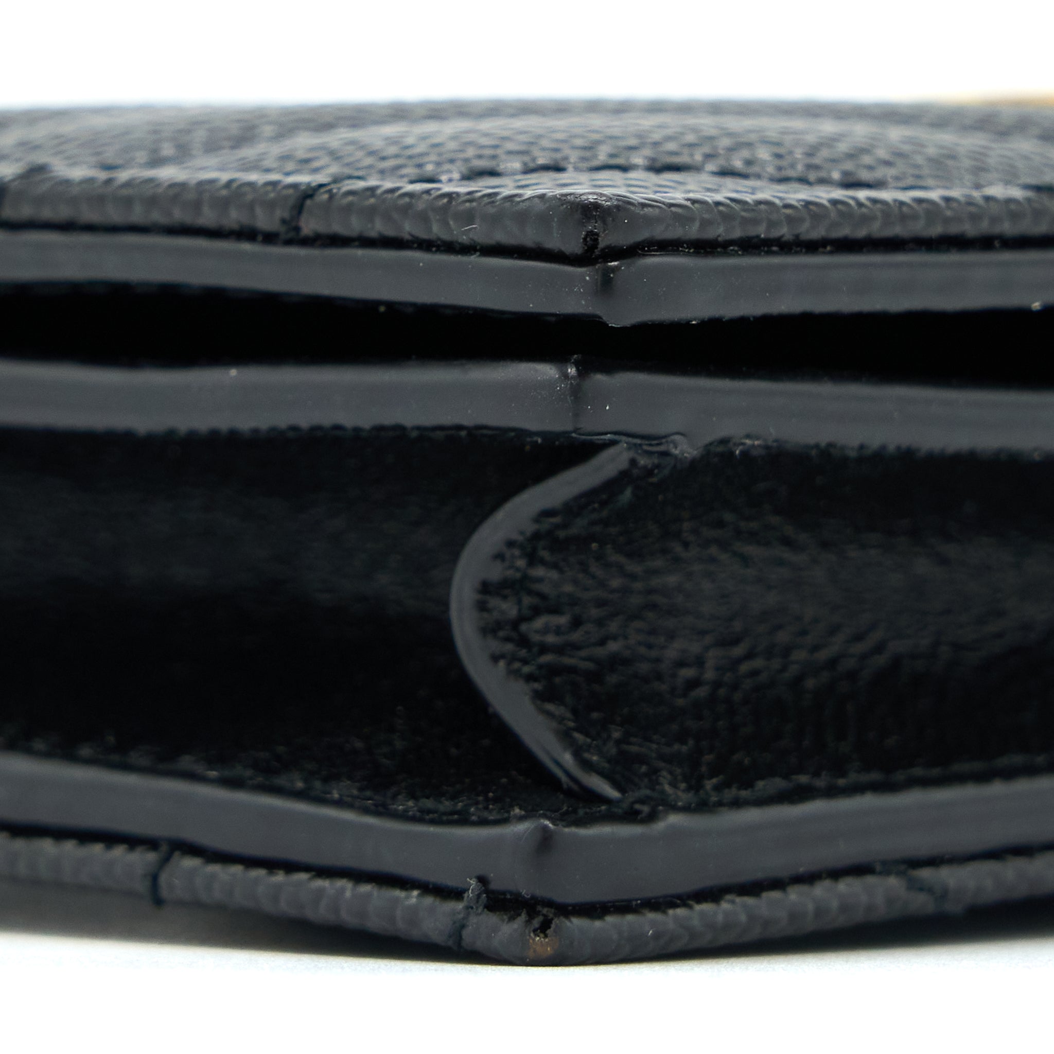 SAINT LAURENT / YSL PEBBLED LOGO PLAQUE CARDHOLDER GRAINED CALFSKIN BLACK GHW