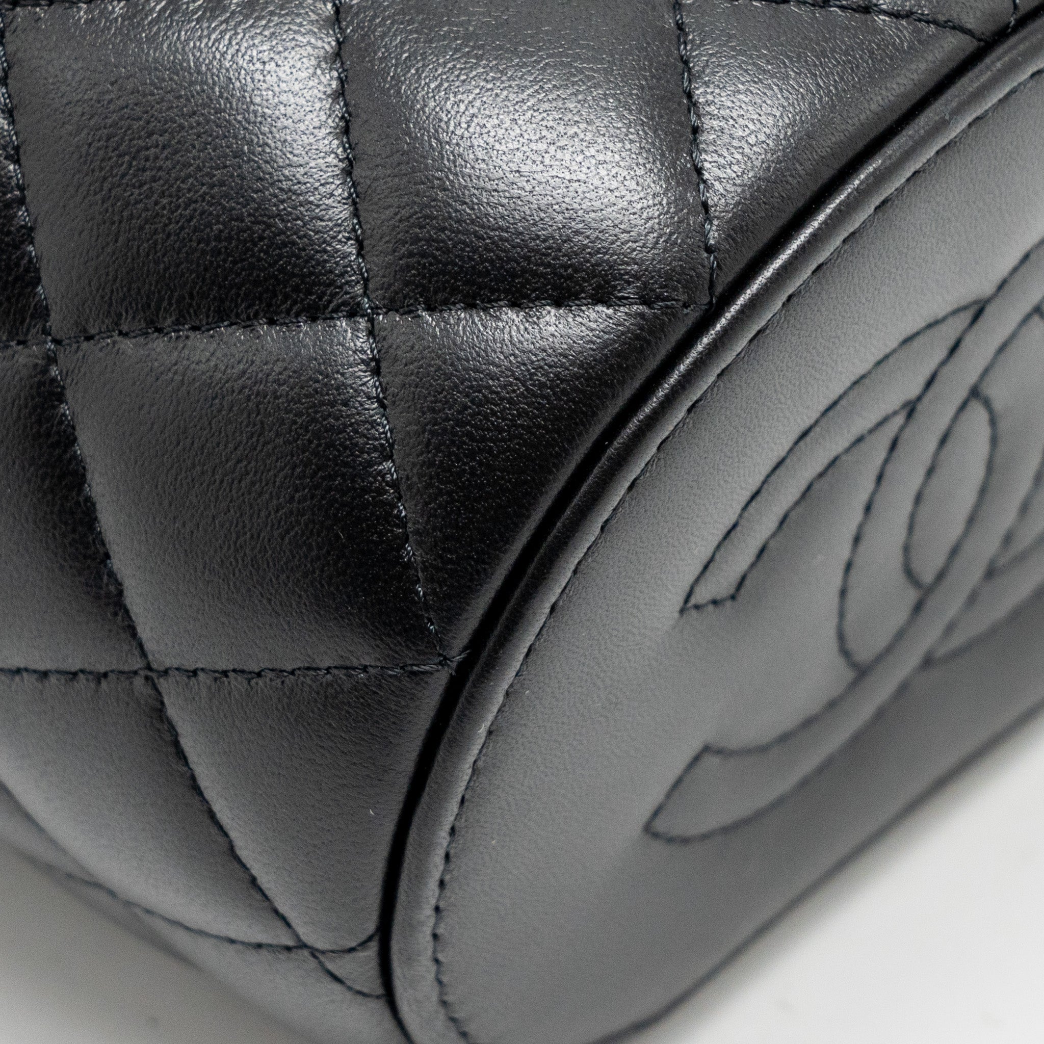 CHANEL AFTERNOON TEA TOP HANDLE VANITY CASE WITH CHAIN LAMBSKIN BLACK GHW (MICROCHIP)