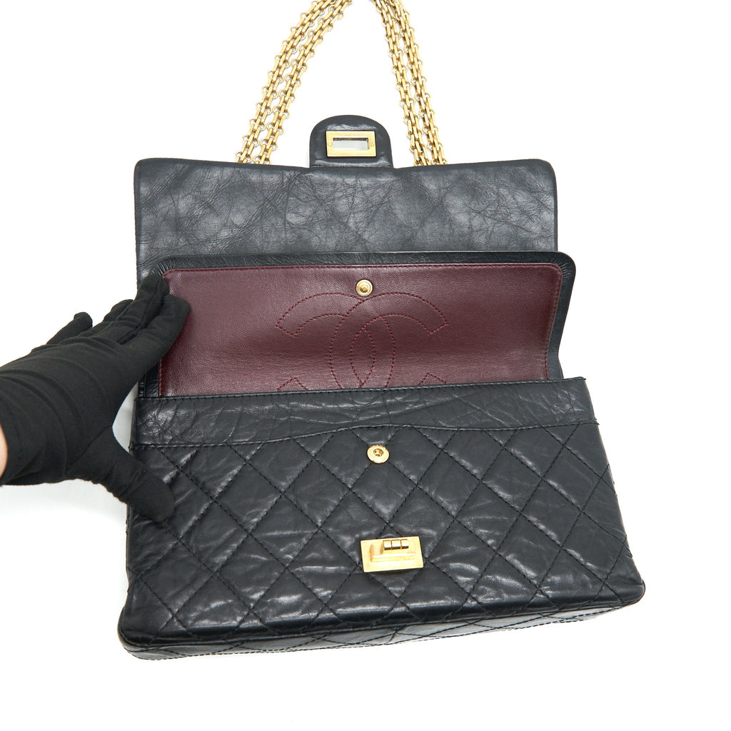 CHANEL 2.55 226 REISSUE FLAP BAG AGED CALFSKIN IN BLACK GHW