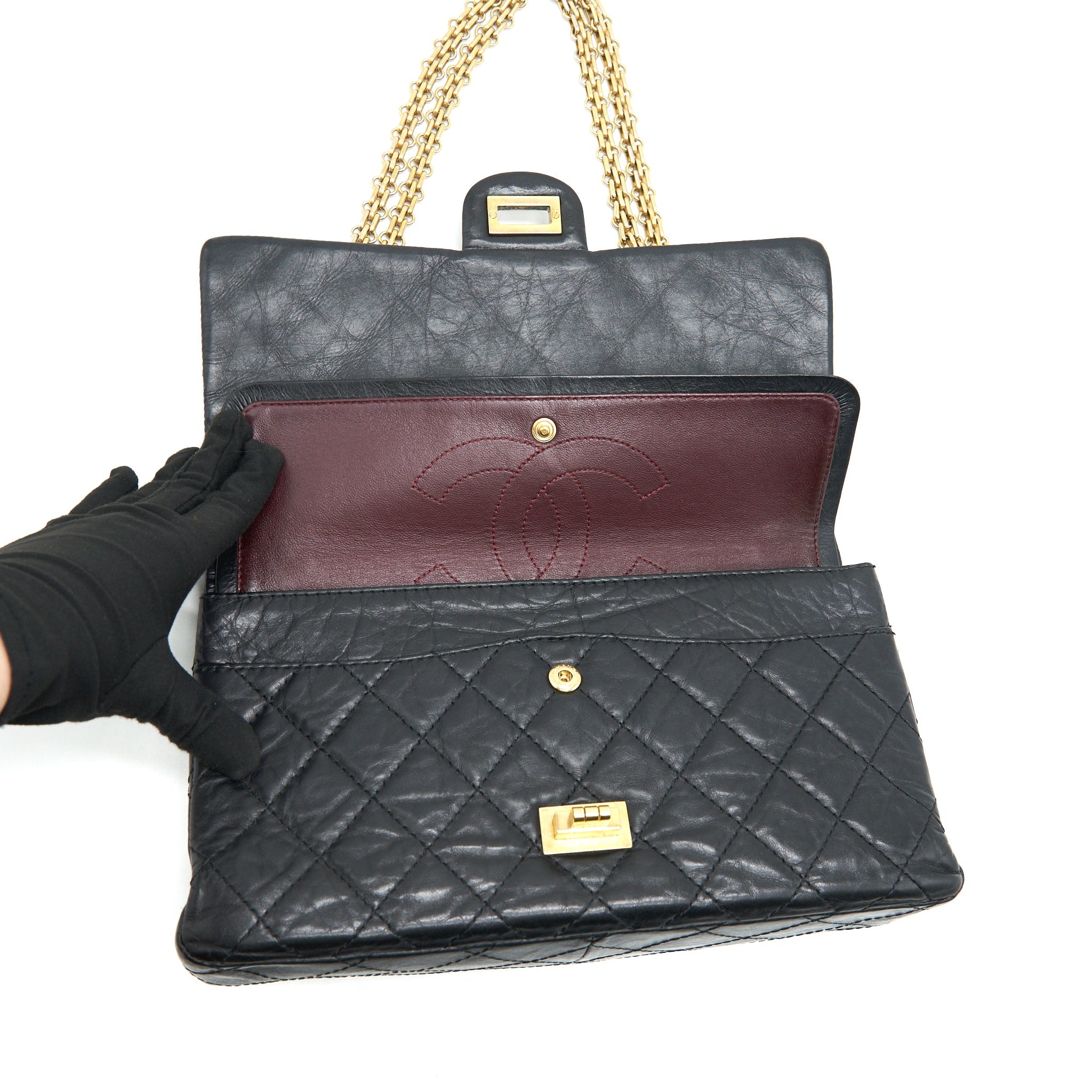 CHANEL 2.55 226 REISSUE FLAP BAG AGED CALFSKIN IN BLACK GHW
