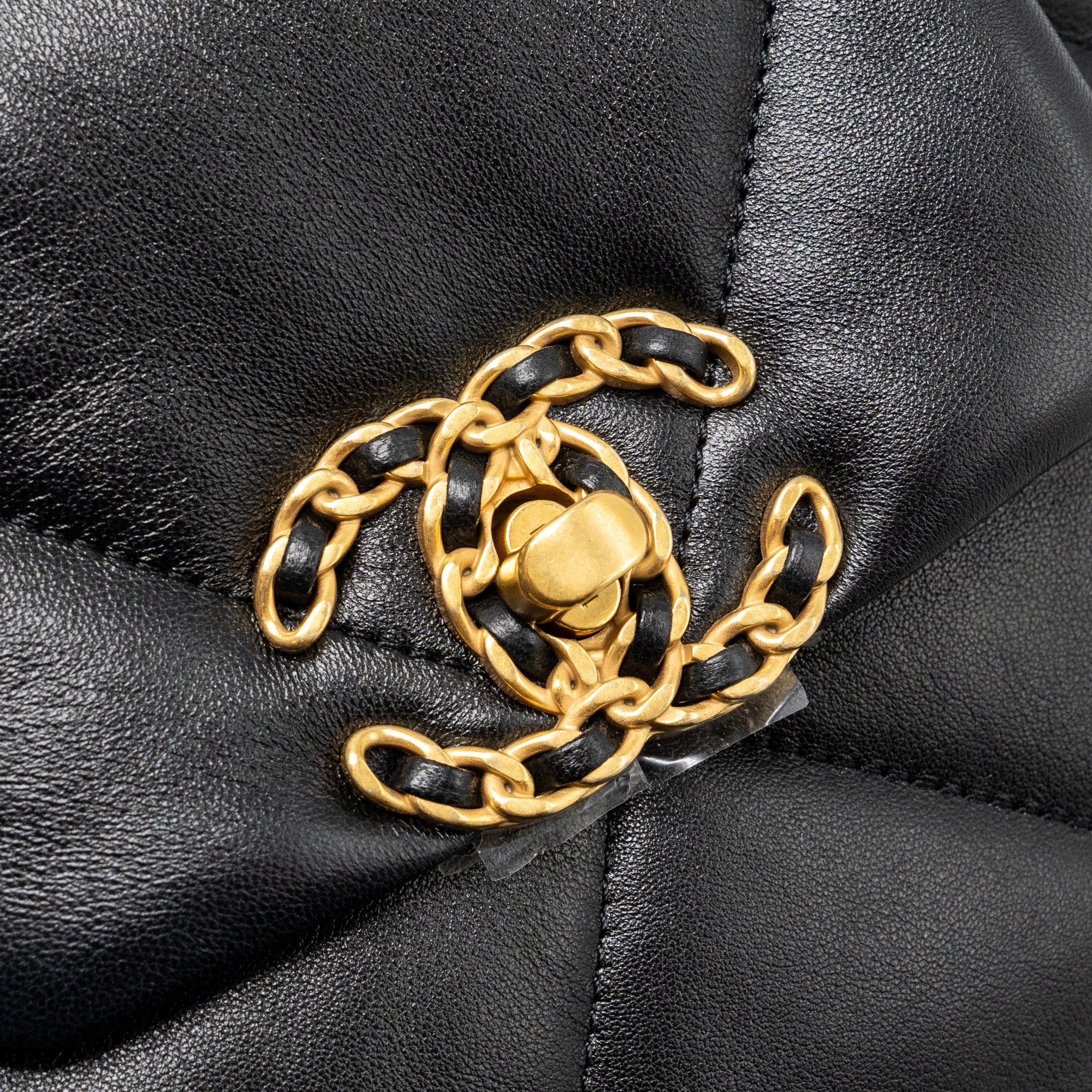 CHANEL 24C HOBO SHOULDER BAG LAMBSKIN BLACK MULTICOLOUR HARDWARE (MICROCHIP)