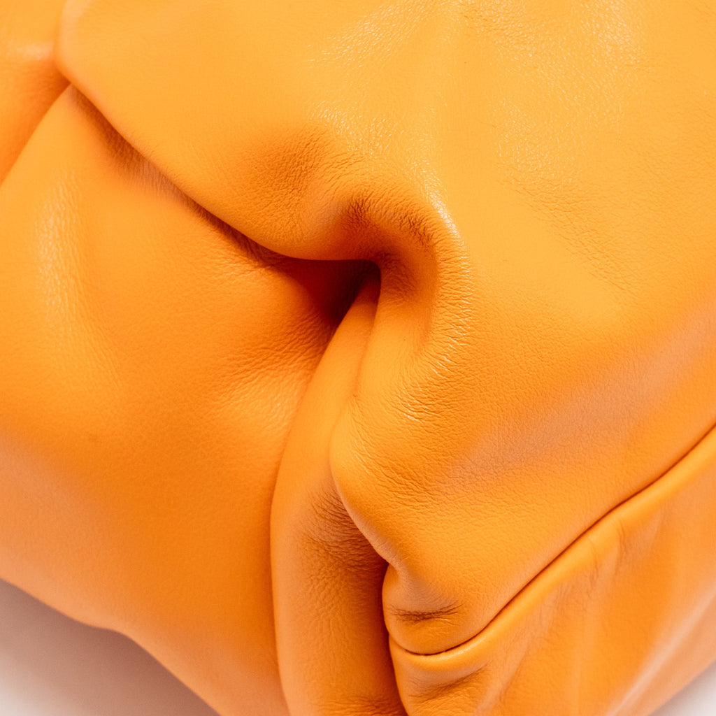BOTTEGA VENETA SHOULDER POUCH CALFSKIN ORANGE GHW