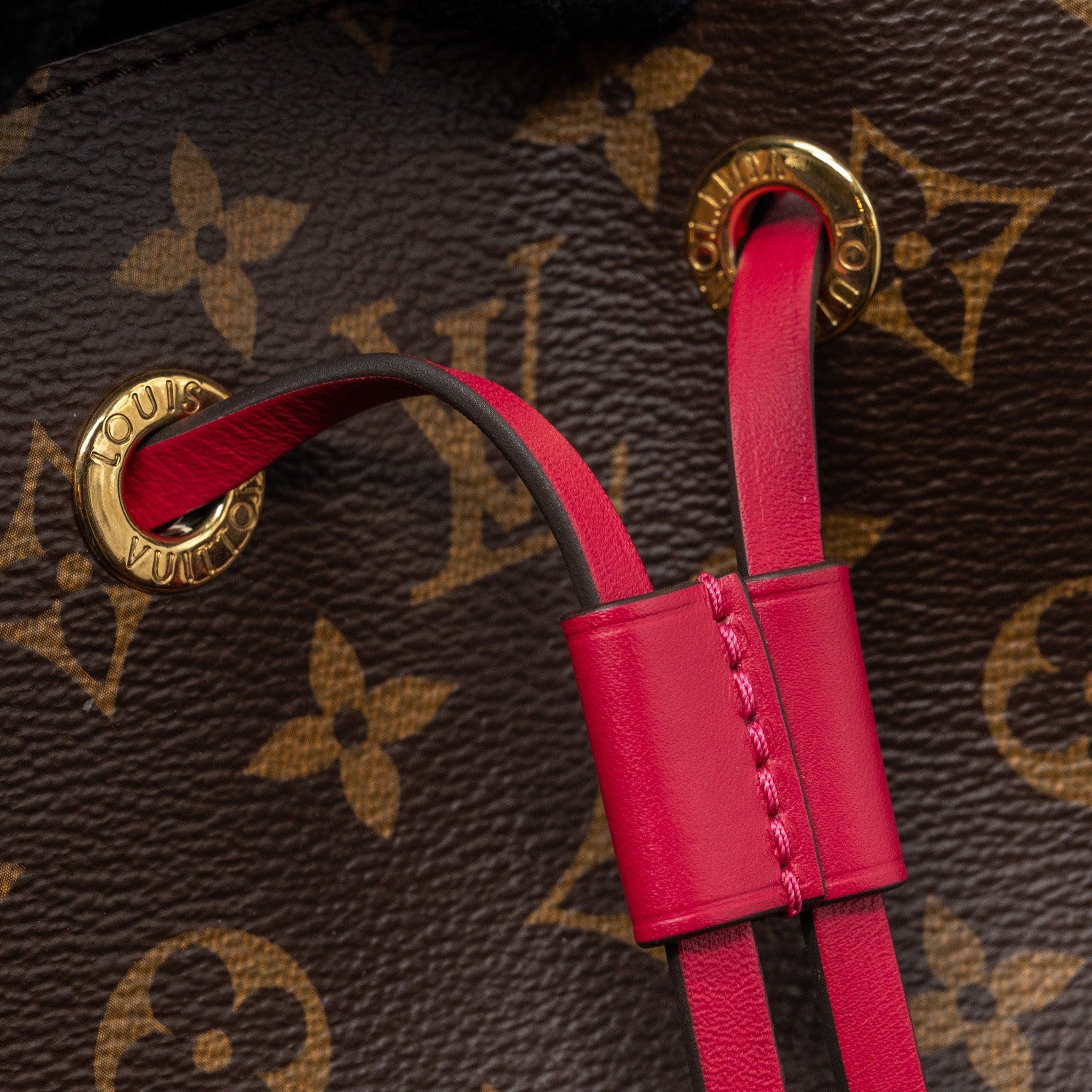 LOUIS VUITTON NEONOE MONOGRAM CANVAS/PINK GHW