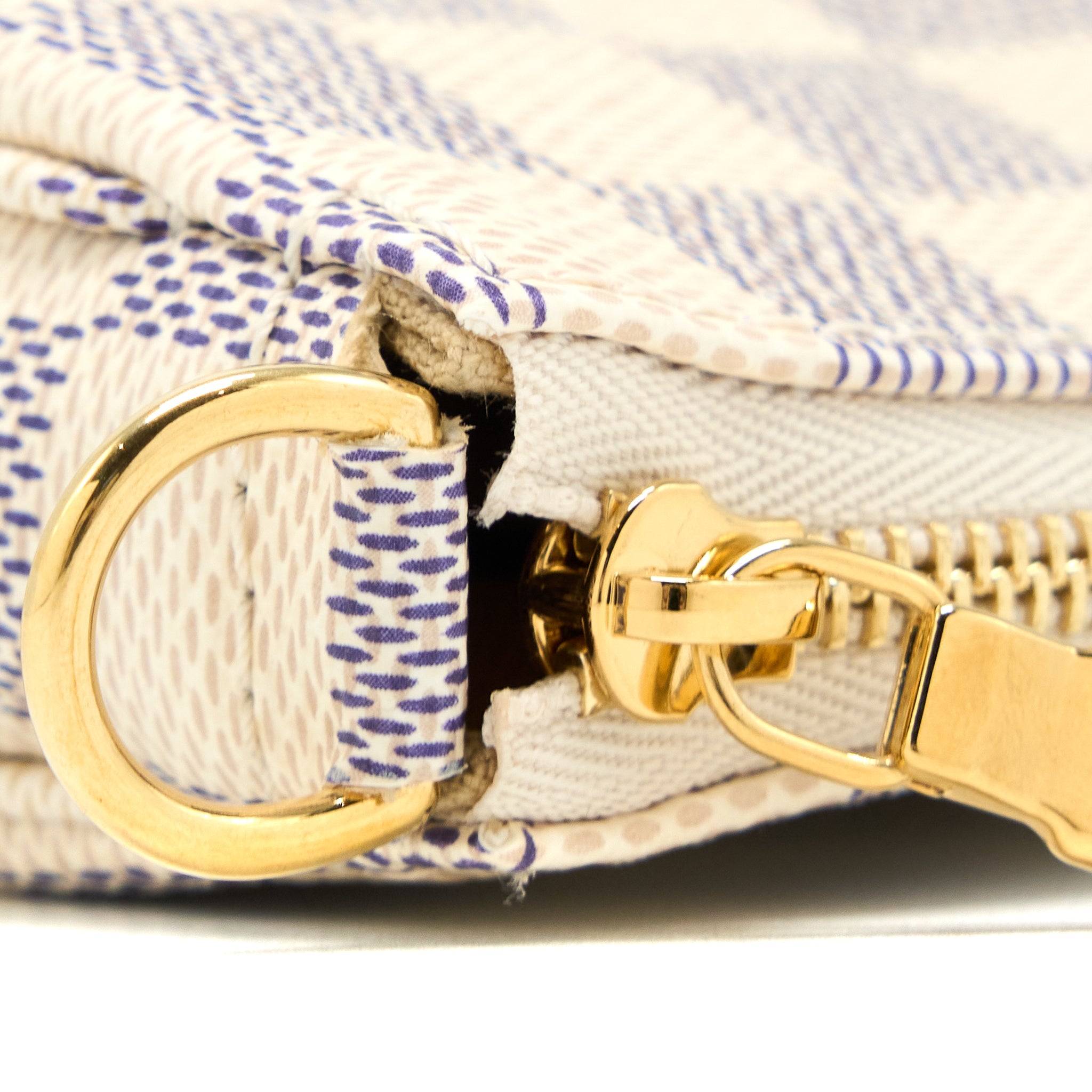 LOUIS VUITTON POCHETTE ACCESSORIES DAMIER AZUR CANVAS GHW (NEW VERSION)
