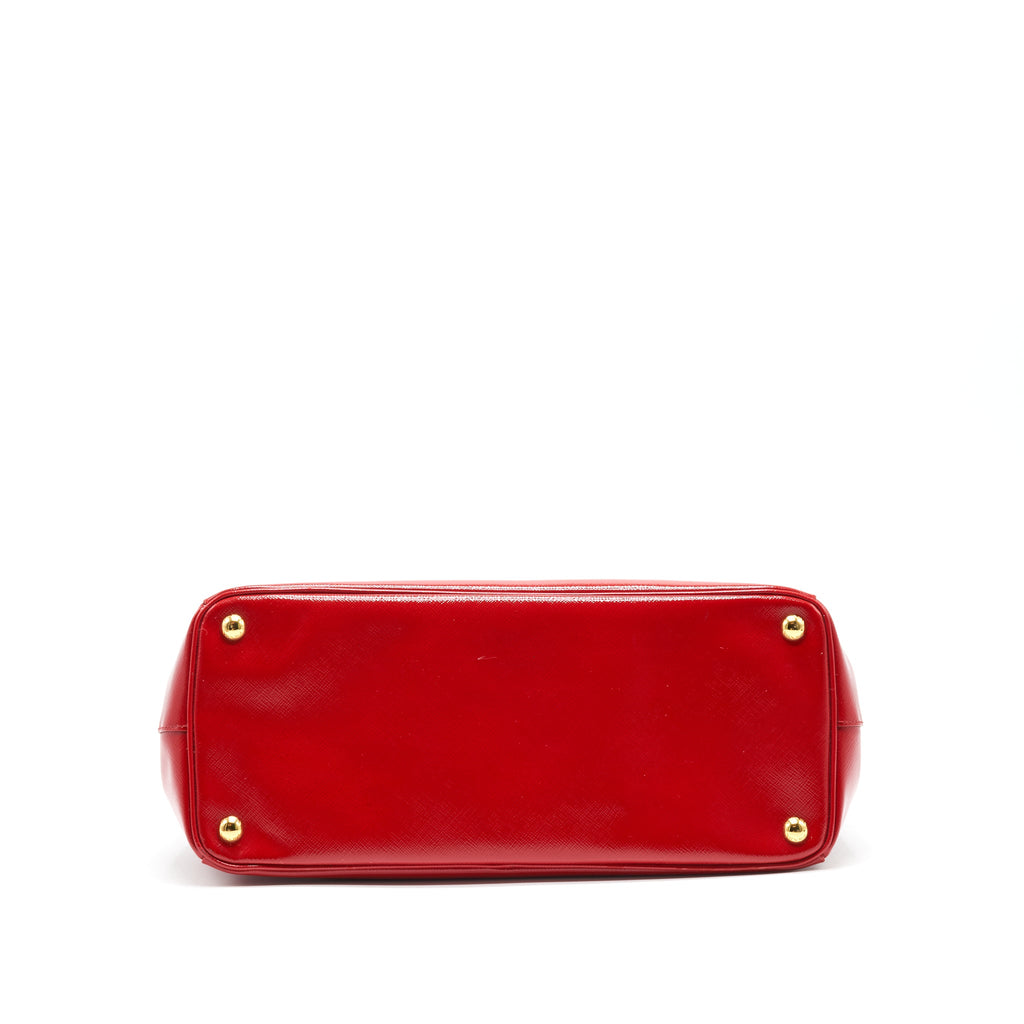 PRADA SAFFIANO LEATHER MEDIUM IN RED GHW