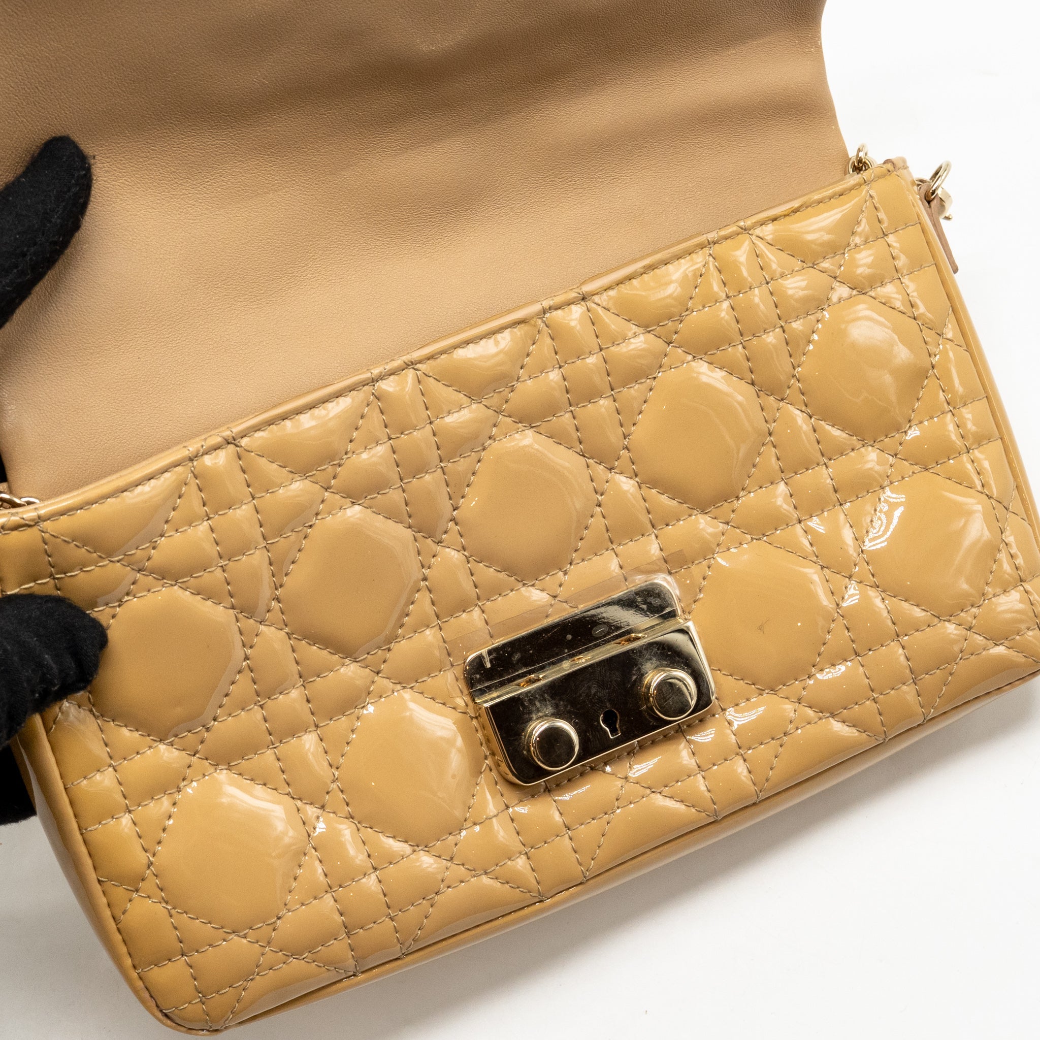 DIOR MISS DIOR WALLET ON CHAIN CANNAGE PATENT BEIGE LGHW