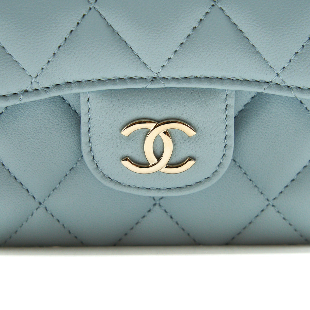CHANEL 22P TOP HANDLE MINI VANITY ON CHAIN LAMBSKIN LIGHT BLUE LGHW