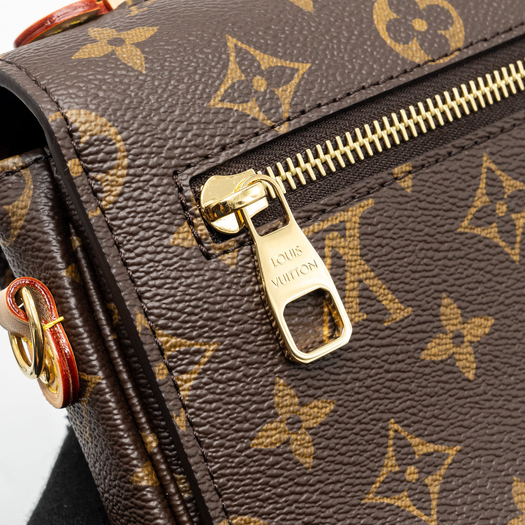 LOUIS VUITTON POCHETTE MÉTIS MONOGRAM CANVAS GHW