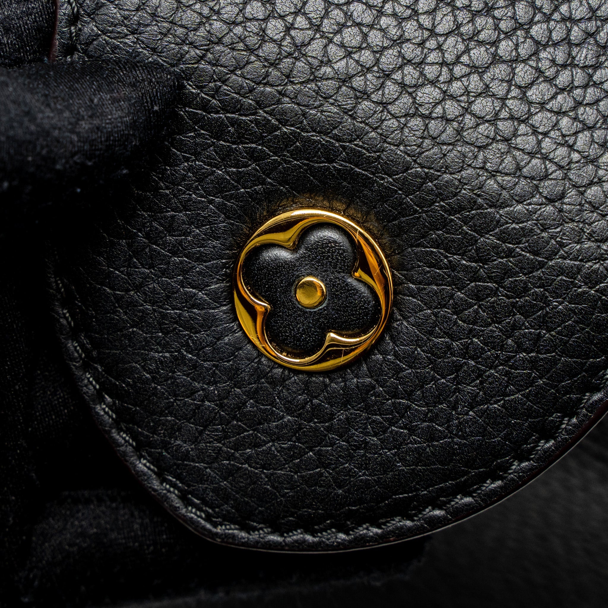 LOUIS VUITTON CAPUCINES BB TAURILLON BLACK GHW