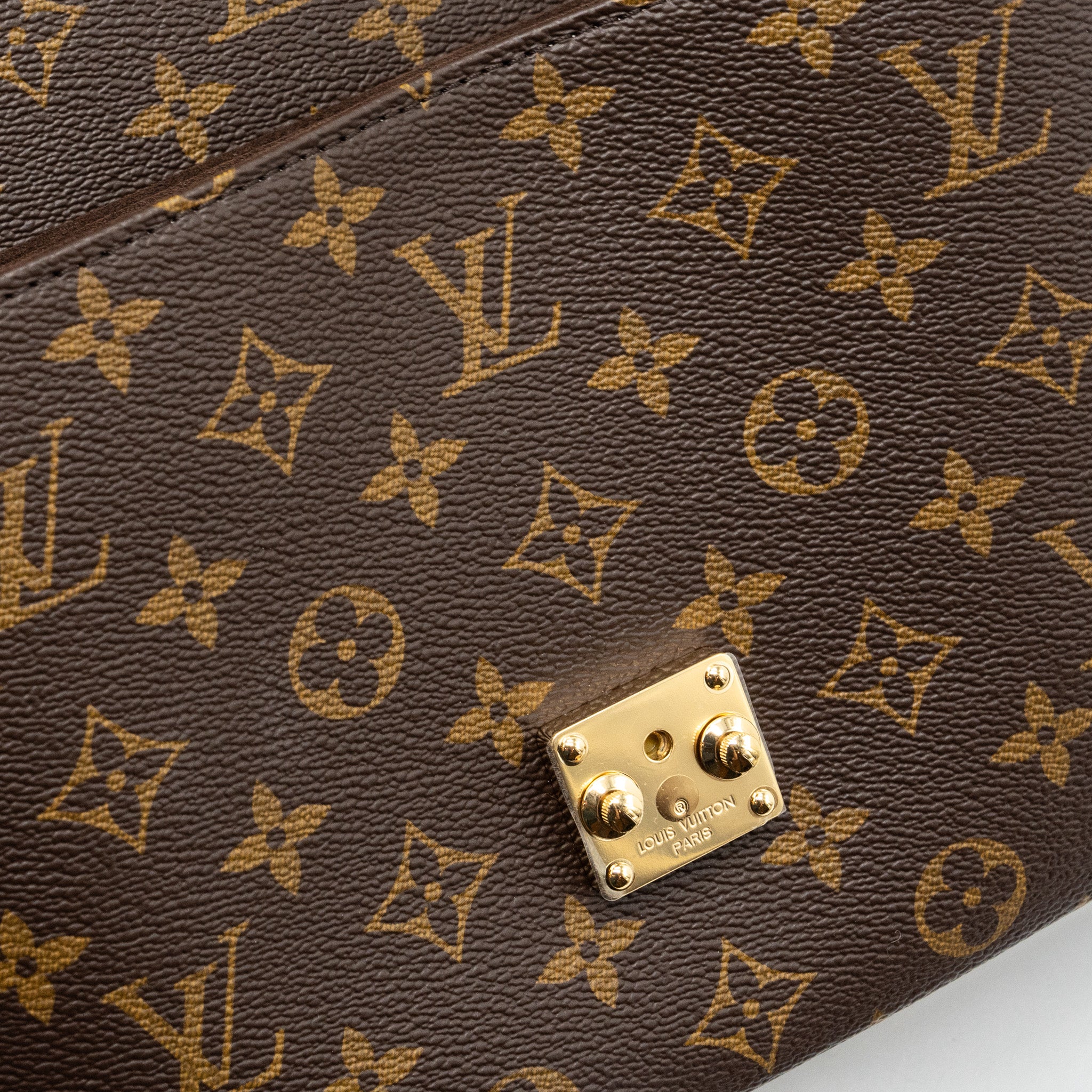 LOUIS VUITTON POCHETTE MÉTIS MONOGRAM CANVAS GHW