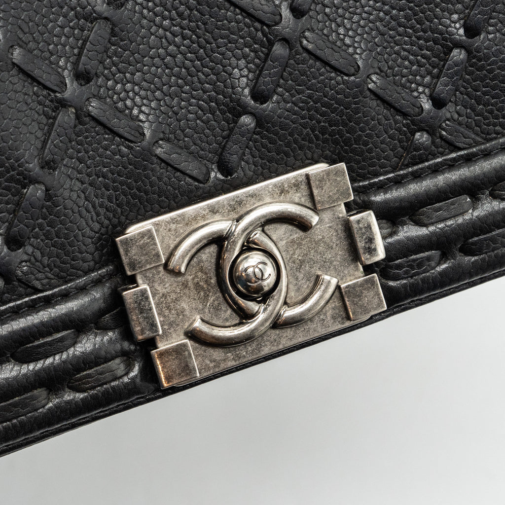 CHANEL MEDIUM BOY BAG LIMITED QUILTED CAVIAR BLACK RUTHENIUM HARDWARE