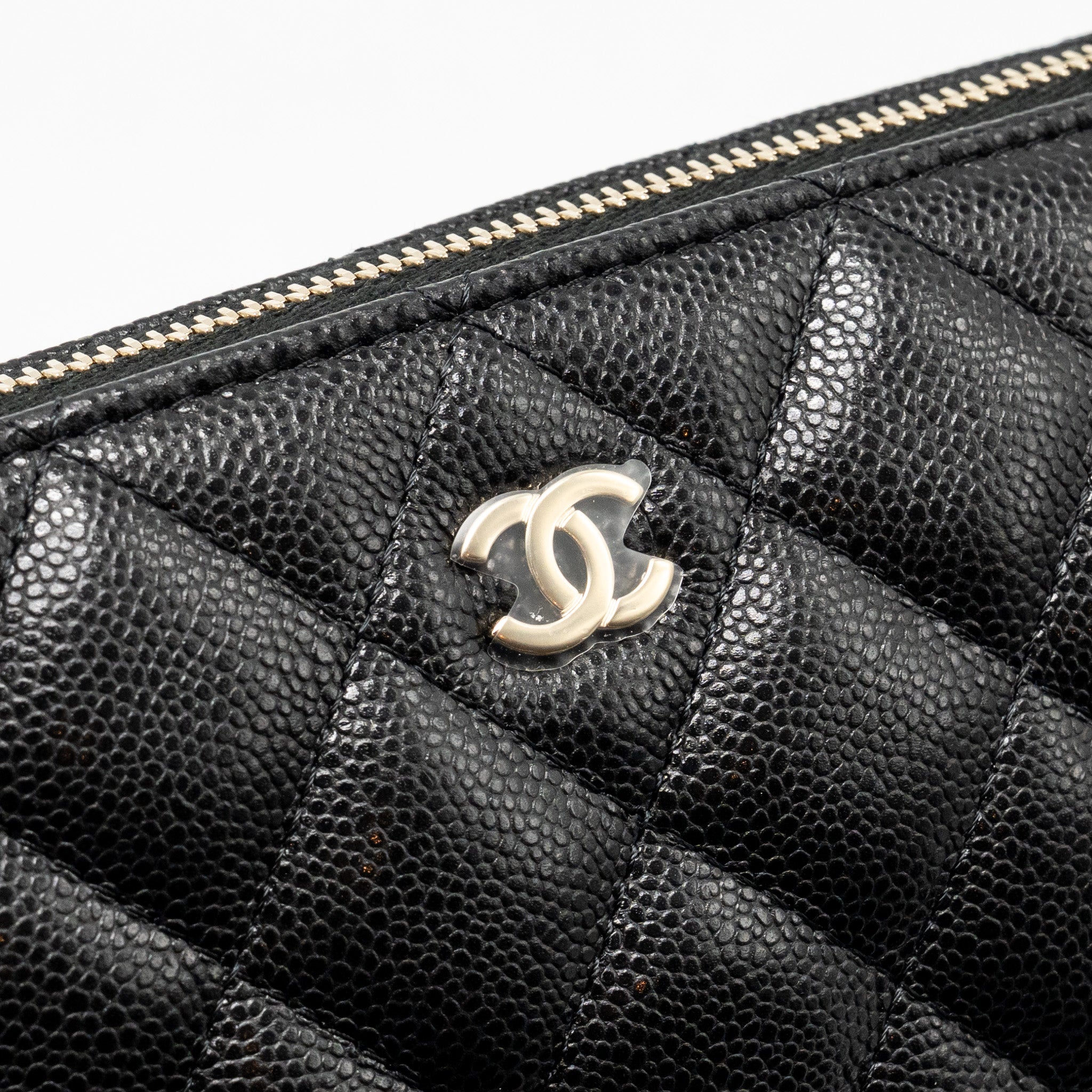 CHANEL CLUTCH BAG WITH CHAIN CAVIAR BLACK LGHW (MICROCHIP)