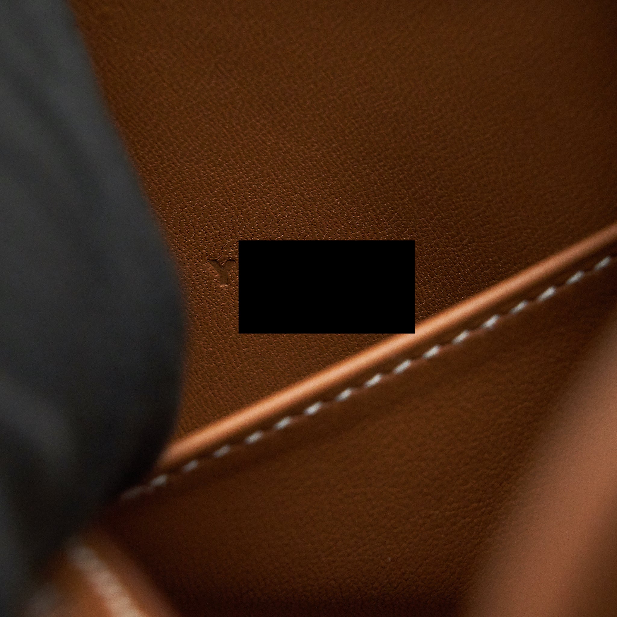 HERMES MINI LINDY GOLD WITH SHW
