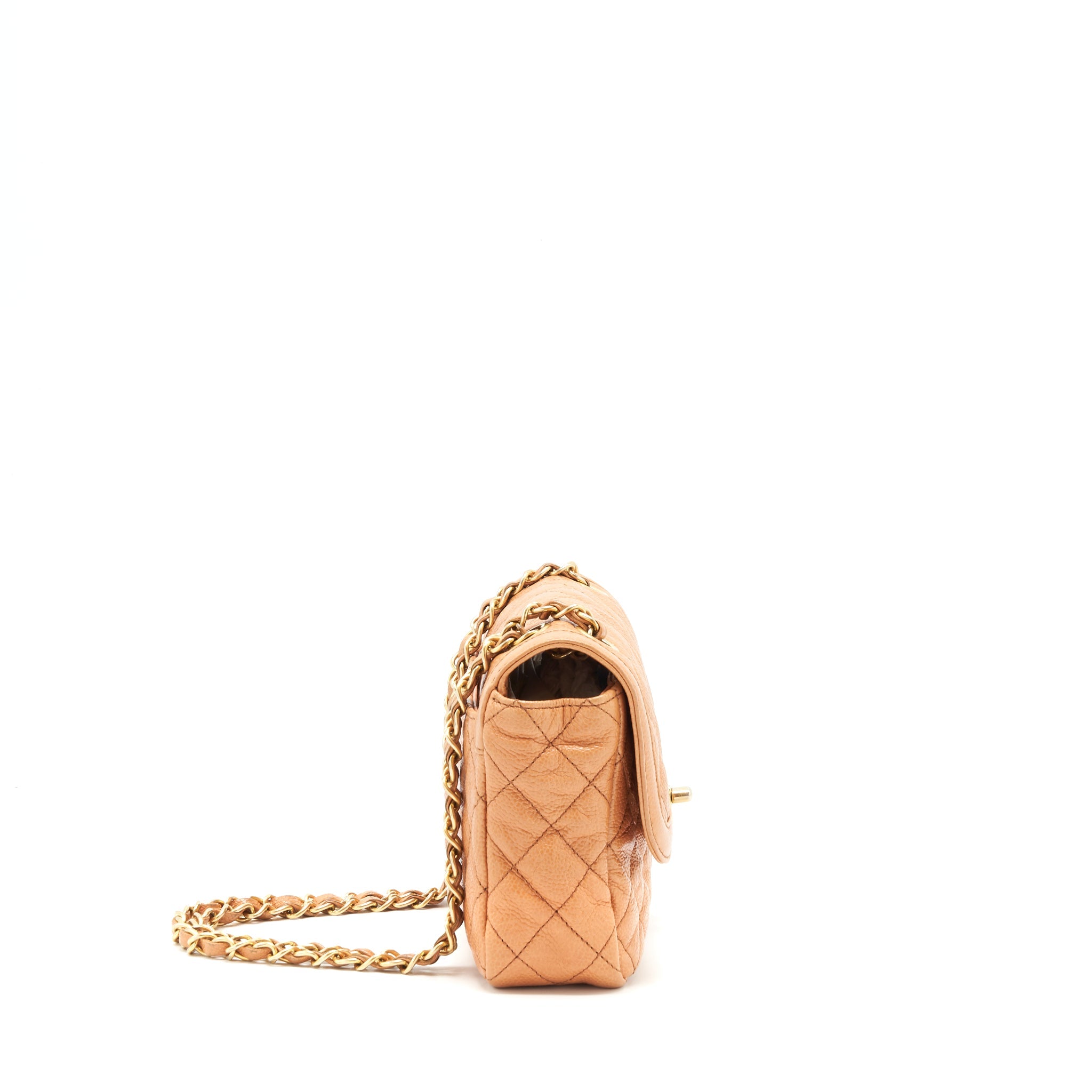 CHANEL SEASONAL FLAP BAG GRAINED CALFSKIN PINK GHW