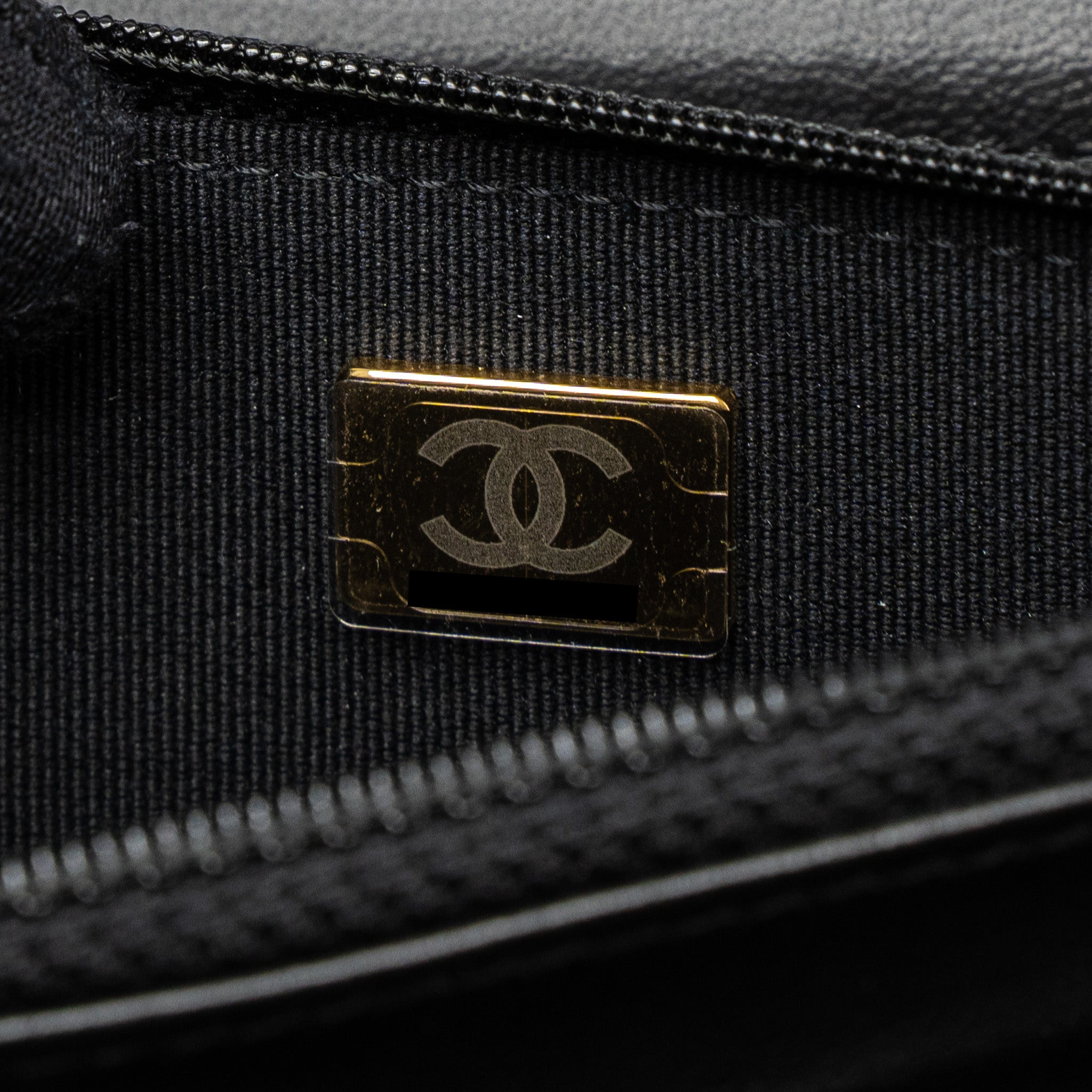 CHANEL DETAIL TOP HANDLE WALLET ON CHAIN LAMBSKIN BLACK BRUSHED GHW (MICROCHIP)