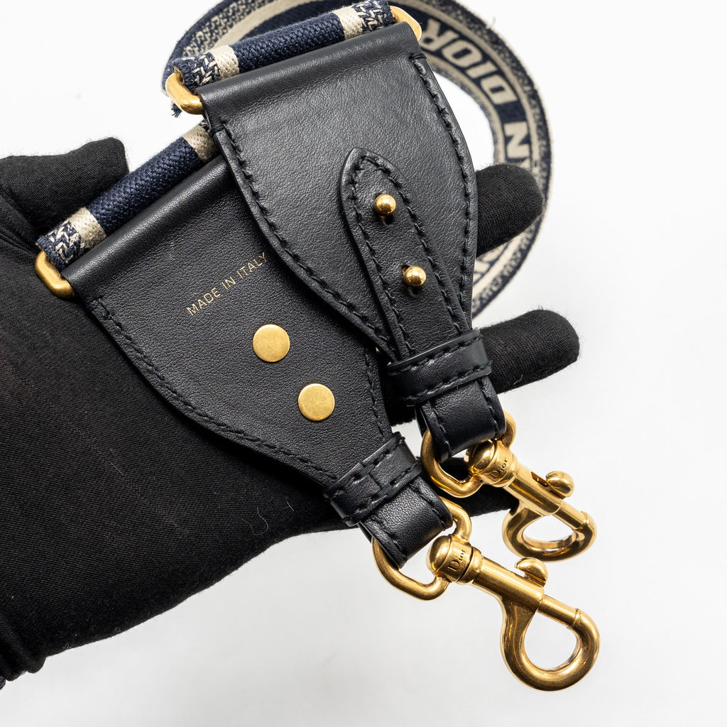 DIOR DIORQUAKE POUCH WITH DIOR SHOULDER WIDE STRAP OBLIQUE CANVAS BLUE GHW (SELL IN A SET)