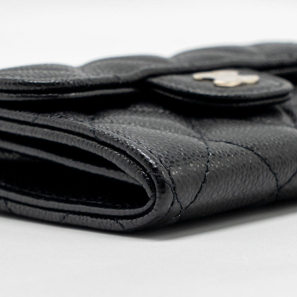 CHANEL CLASSIC FLAP CARD HOLDER CAVIAR BLACK LGHW (MICROCHIP)