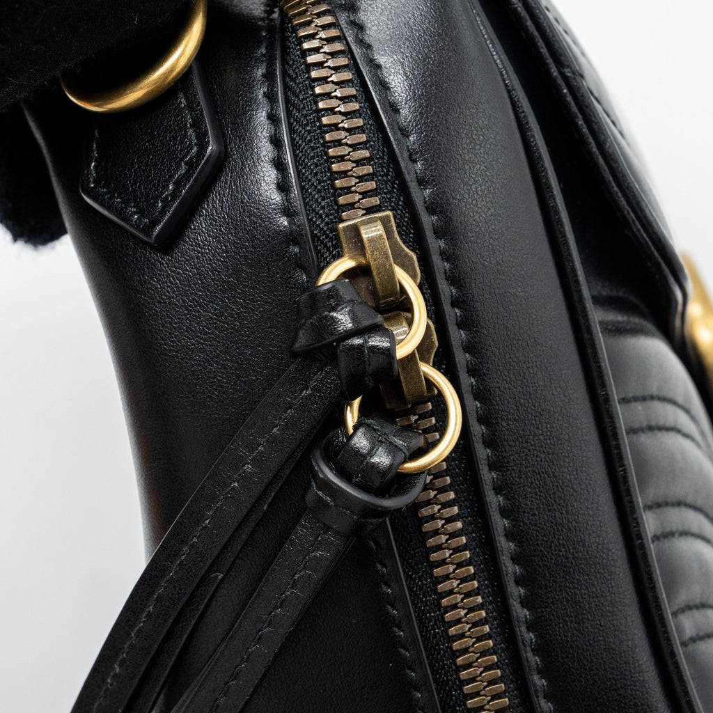 GUCCI GG MARMONT MATELASSE SHOULDER BAG CALFSKIN BLACK GHW