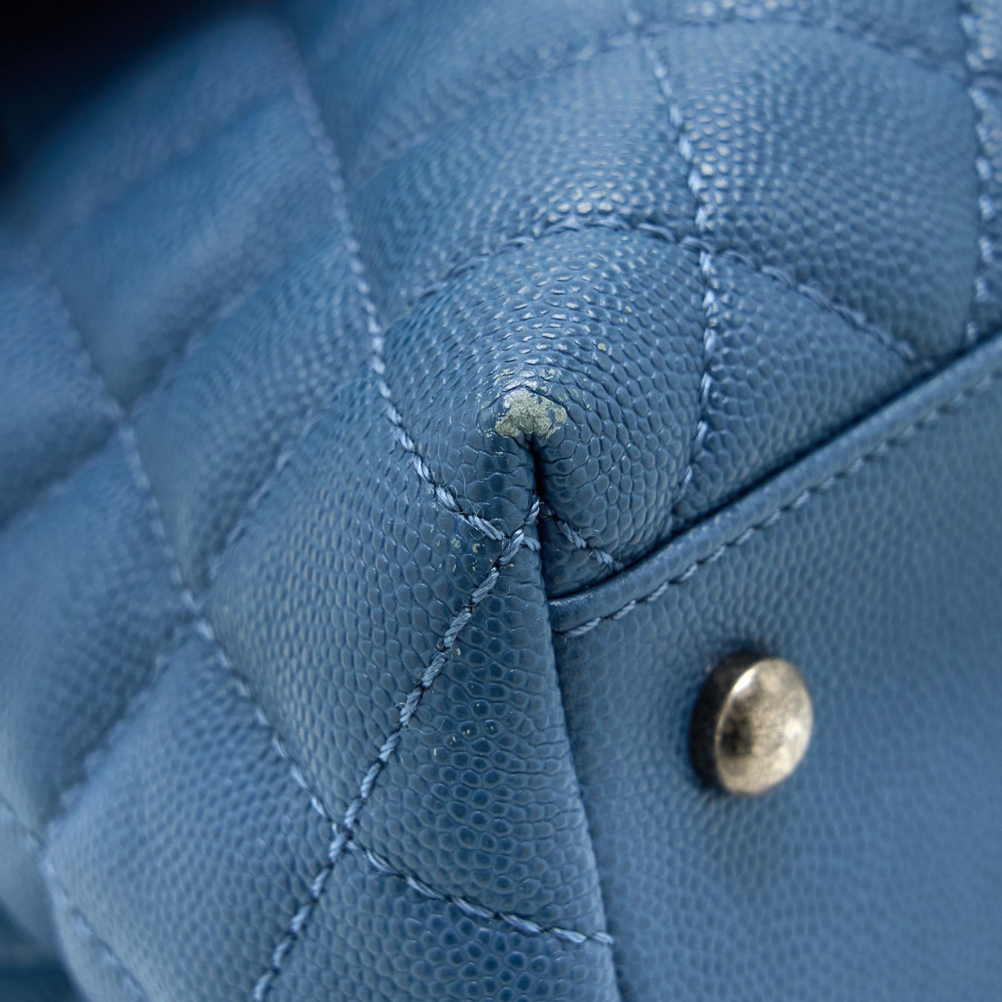 CHANEL MEDIUM COCO HANDLE CAVIAR BLUE RUTHENIUM SHW