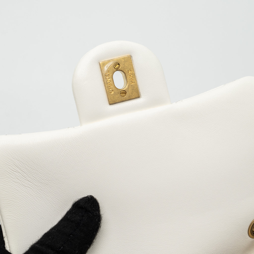 CHANEL PEARL CRUSH MINI SQUARE FLAP BAG LAMBSKIN WHITE GHW (MICROCHIP)
