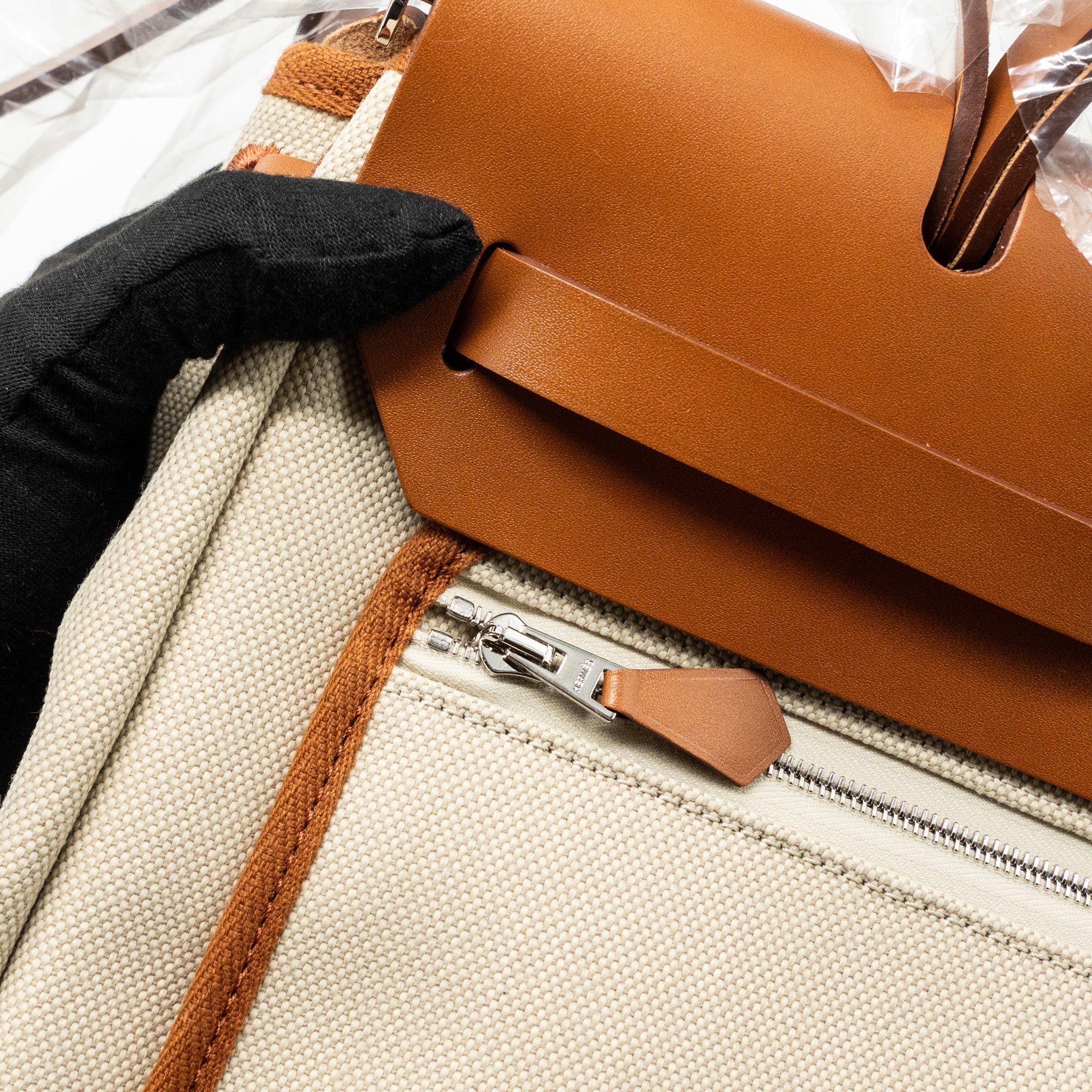 HERMES HERBAG 31 ZIP BAG TOILE MILITARIES/VACHE HUNTER BETON/FAUVE SHW
