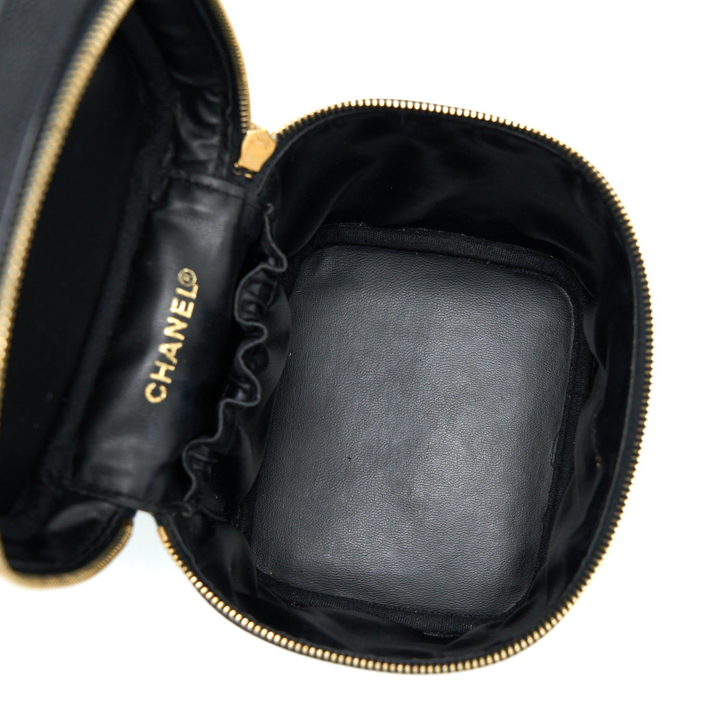 CHANEL VINTAGE VANITY CASE WITH CHAIN CAVIAR BLACK GHW