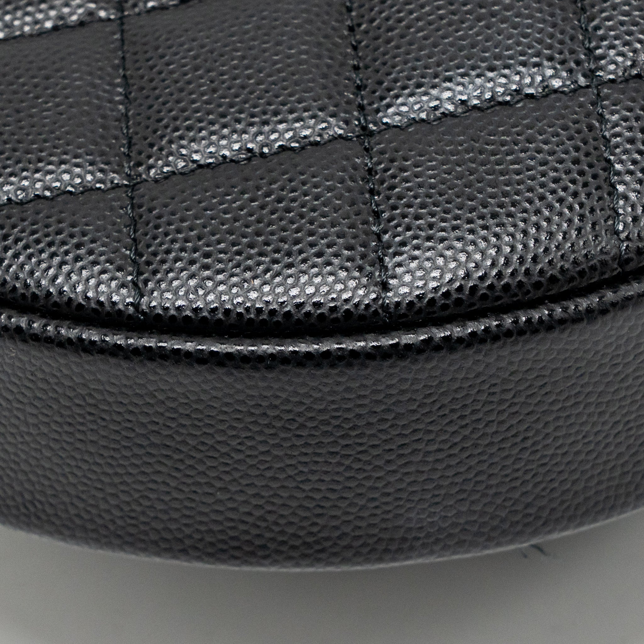 CHANEL 23B ROUND CLUTCH CAVIAR BLACK LGHW (MICROCHIP)