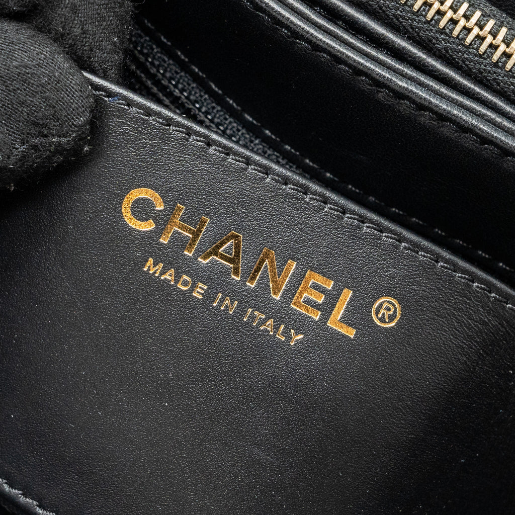 CHANEL 22K GOLD PILLAR ADJUSTABLE CHAIN FLAP BAG LAMBSKIN BLACK BRUSHED GHW (MICROCHIP)