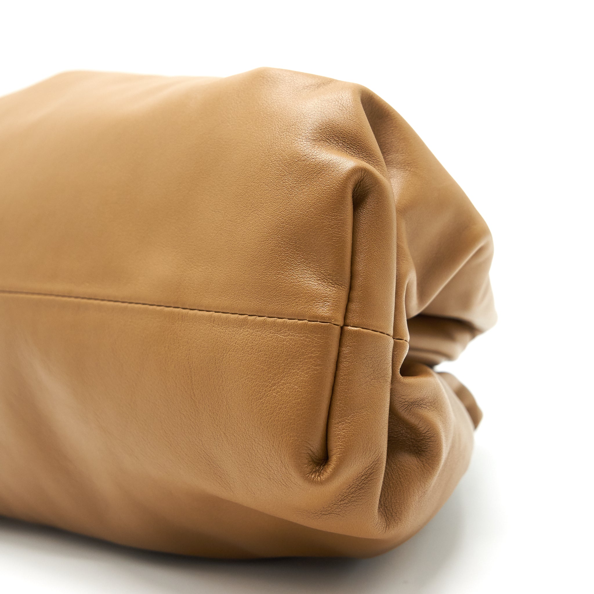 BOTTEGA VENETA THE POUCH CAMMELLO