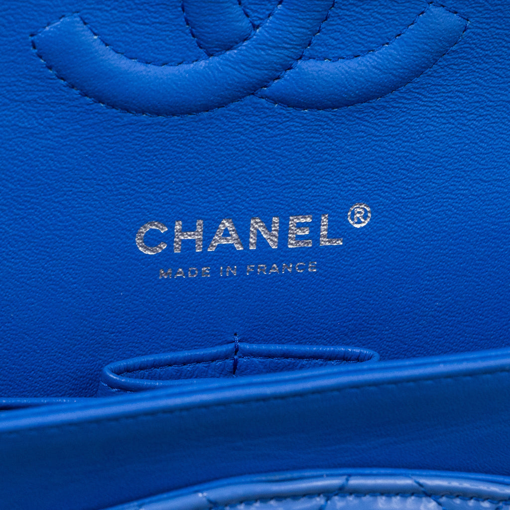 CHANEL MEDIUM CLASSIC DOUBLE FLAP BAG PATENT LIGHT BLUE SHW