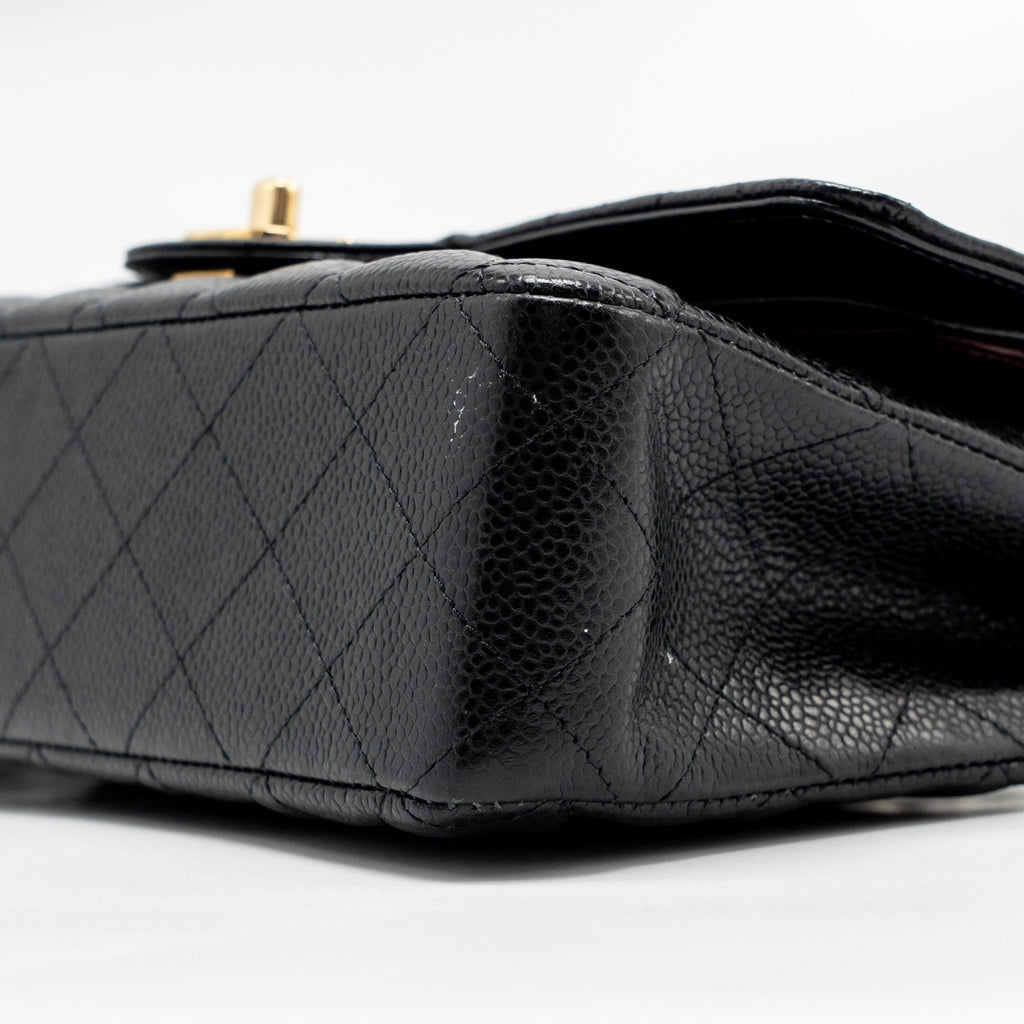 CHANEL MEDIUM CLASSIC DOUBLE FLAP BAG CAVIAR BLACK GHW