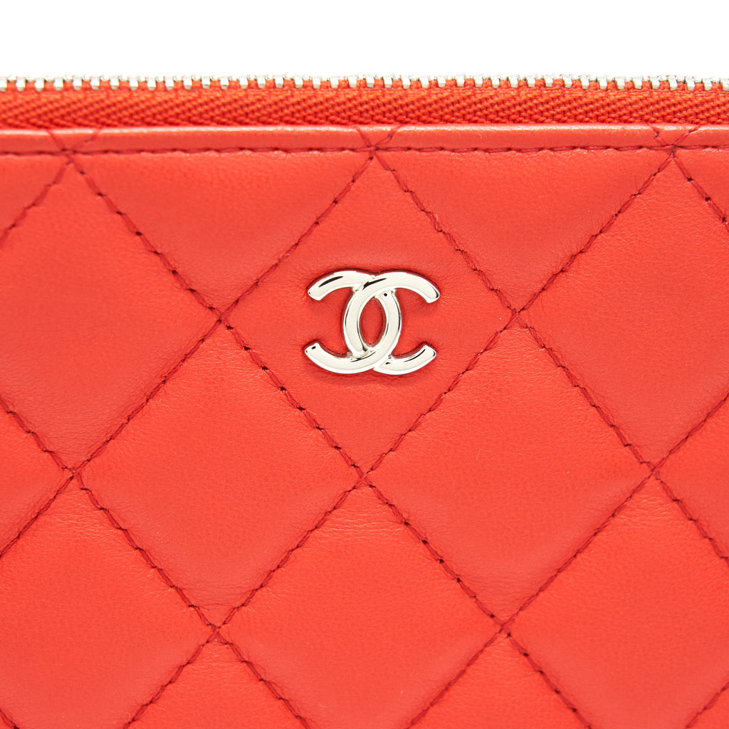 CHANEL SMALL O-CASE POUCH LAMBSKIN RED SHW