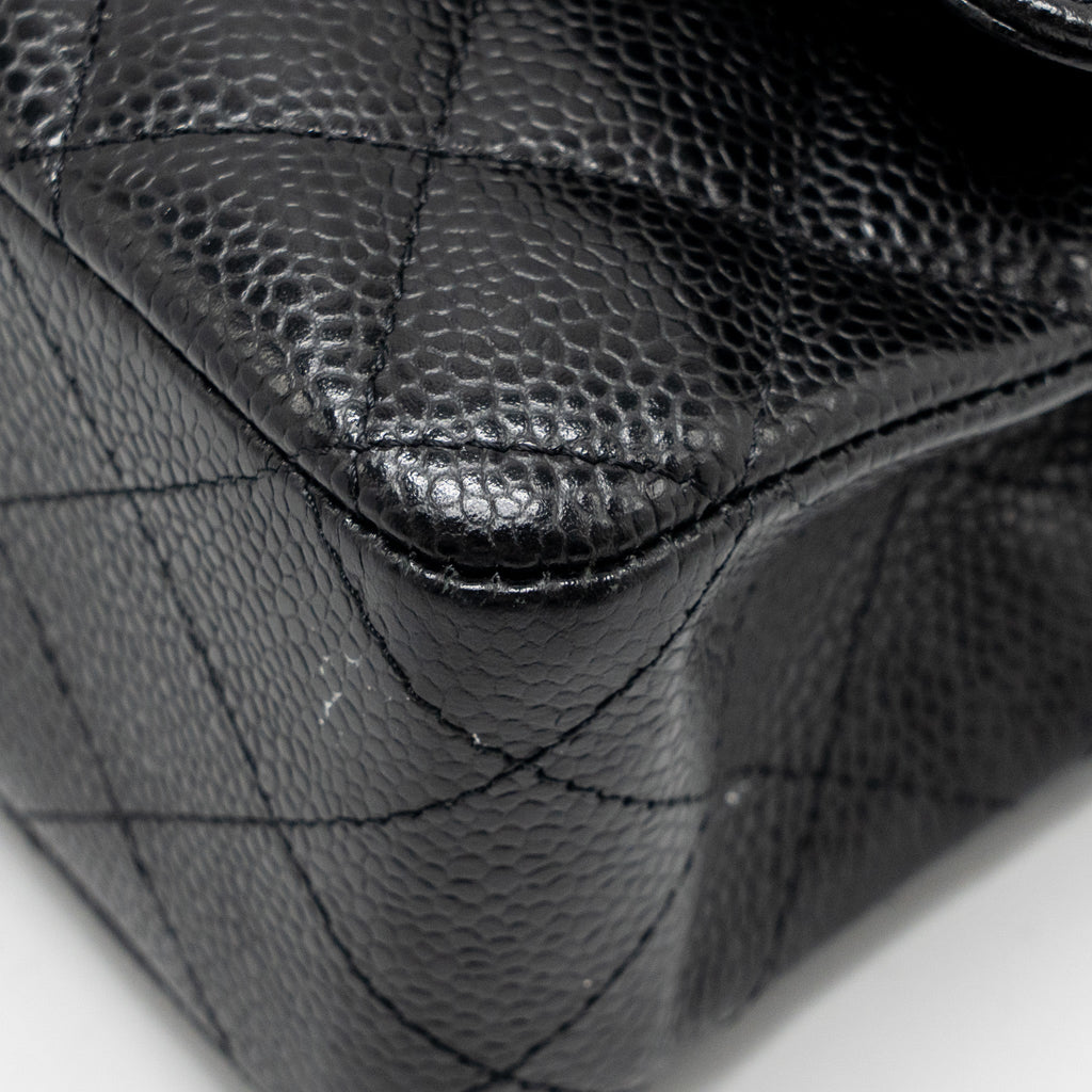 CHANEL MEDIUM CLASSIC DOUBLE FLAP BAG CAVIAR BLACK GHW