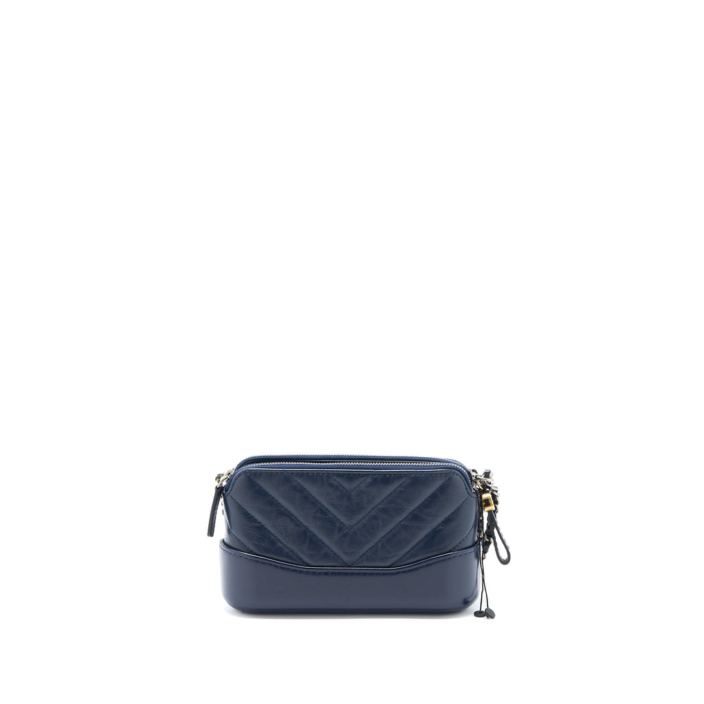 CHANEL GABRIELLE CLUTCH ON CHAIN AGED CALFSKIN NAVY SHW