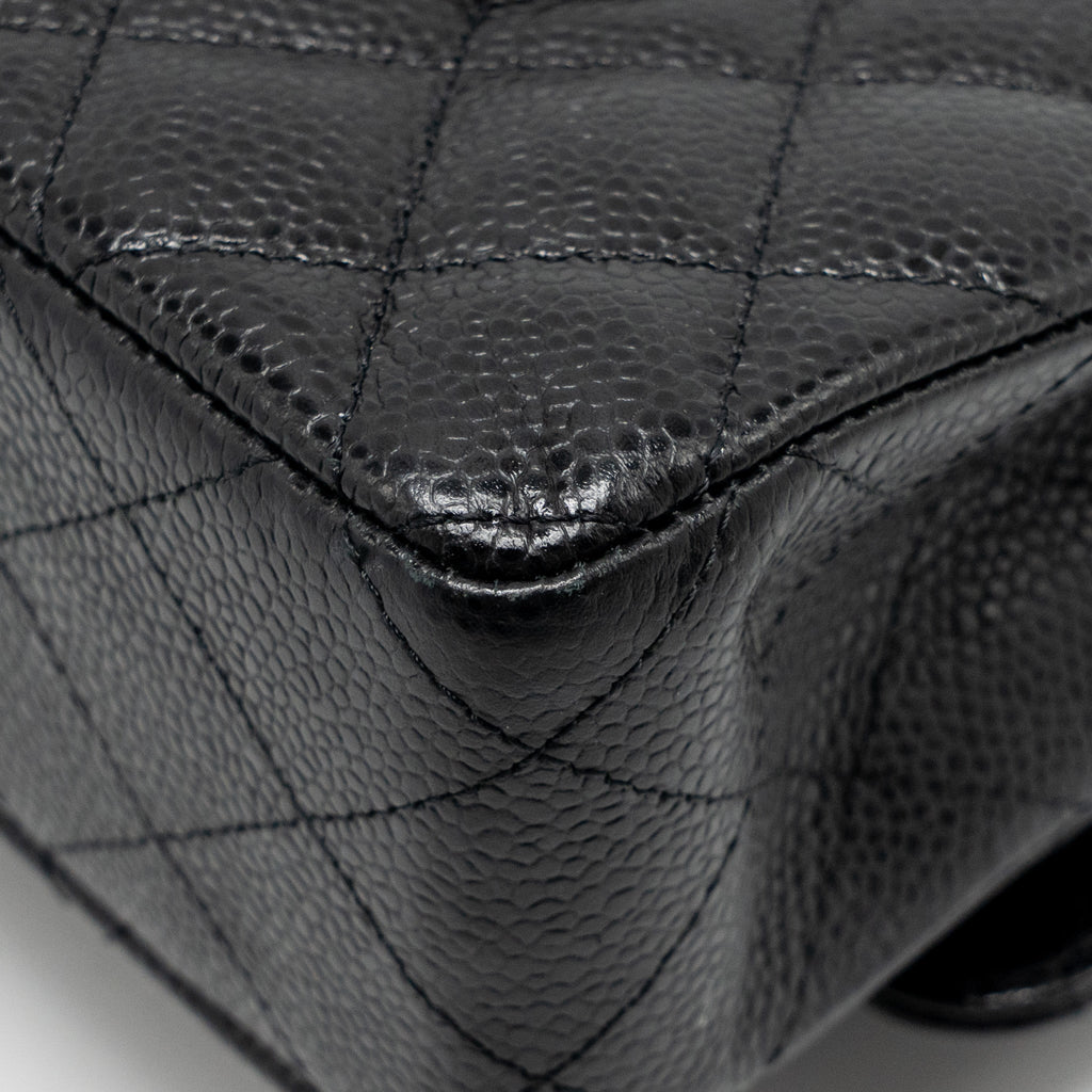 CHANEL MEDIUM CLASSIC DOUBLE FLAP BAG CAVIAR BLACK GHW