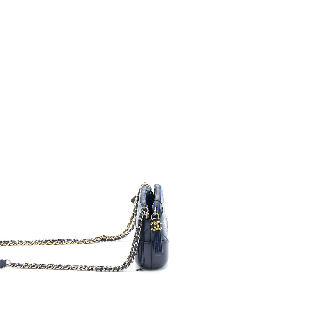 CHANEL GABRIELLE CLUTCH ON CHAIN AGED CALFSKIN NAVY SHW