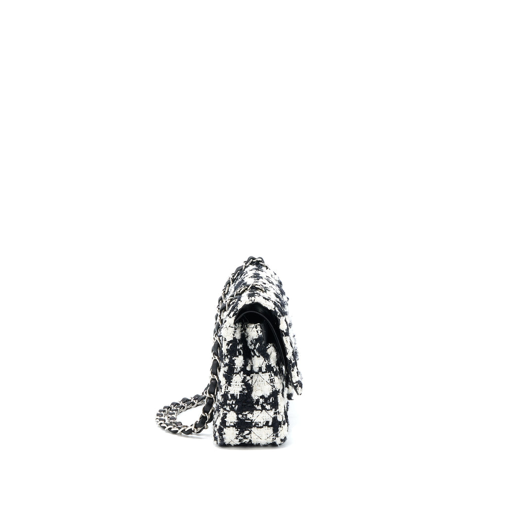 CHANEL CLASSIC DOUBLE FLAP BAG TWEED BLACK/WHITE SHW