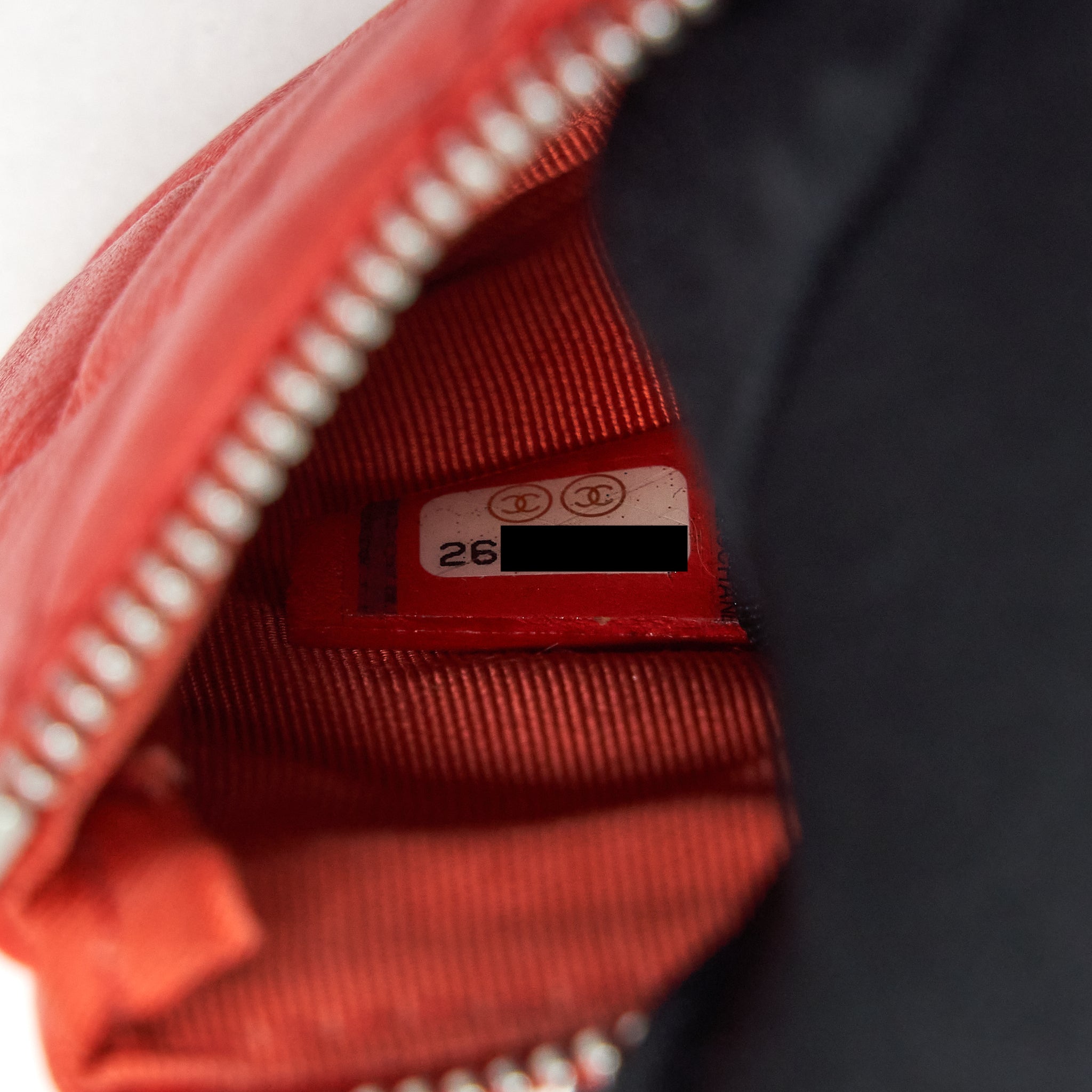 CHANEL SMALL O-CASE POUCH LAMBSKIN RED SHW