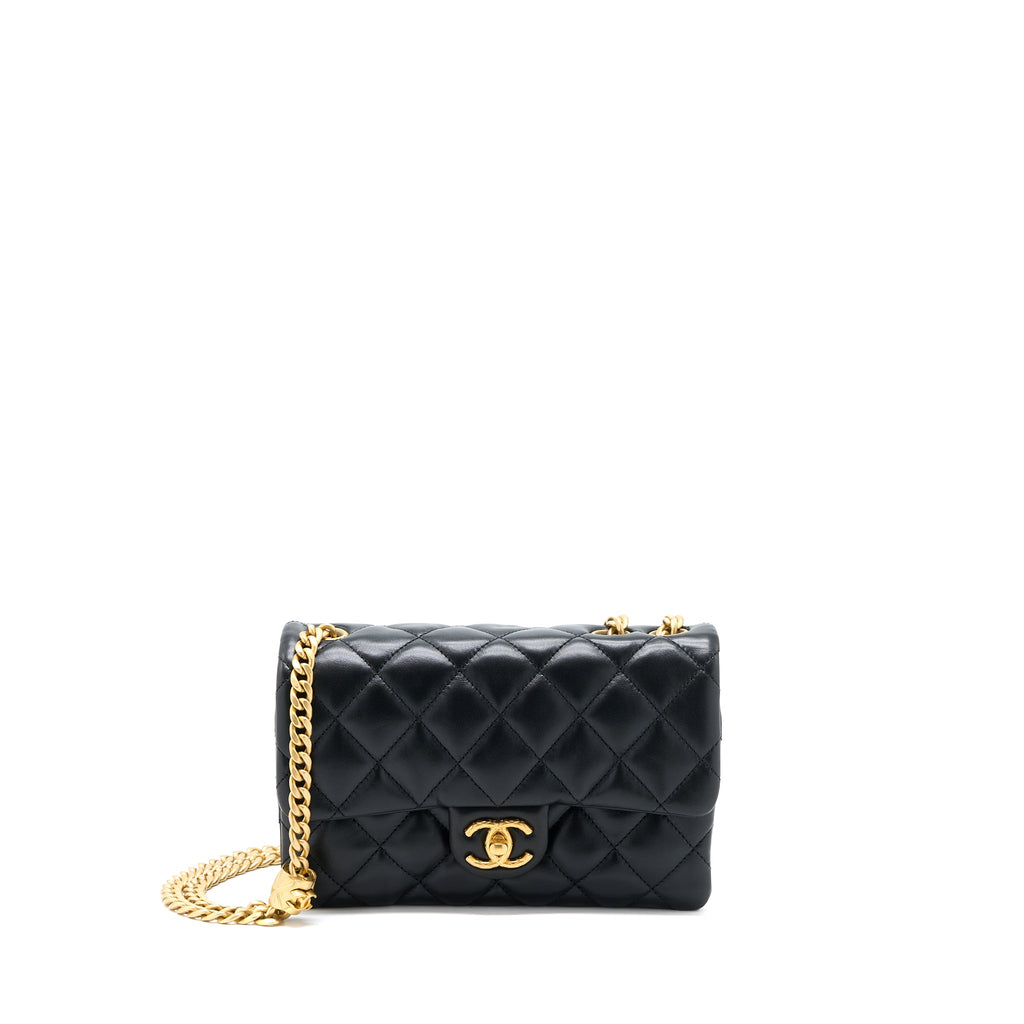CHANEL 22K GOLD PILLAR ADJUSTMENT CHAIN FLAP BAG LAMBSKIN BLACK GHW (MICROCHIP)