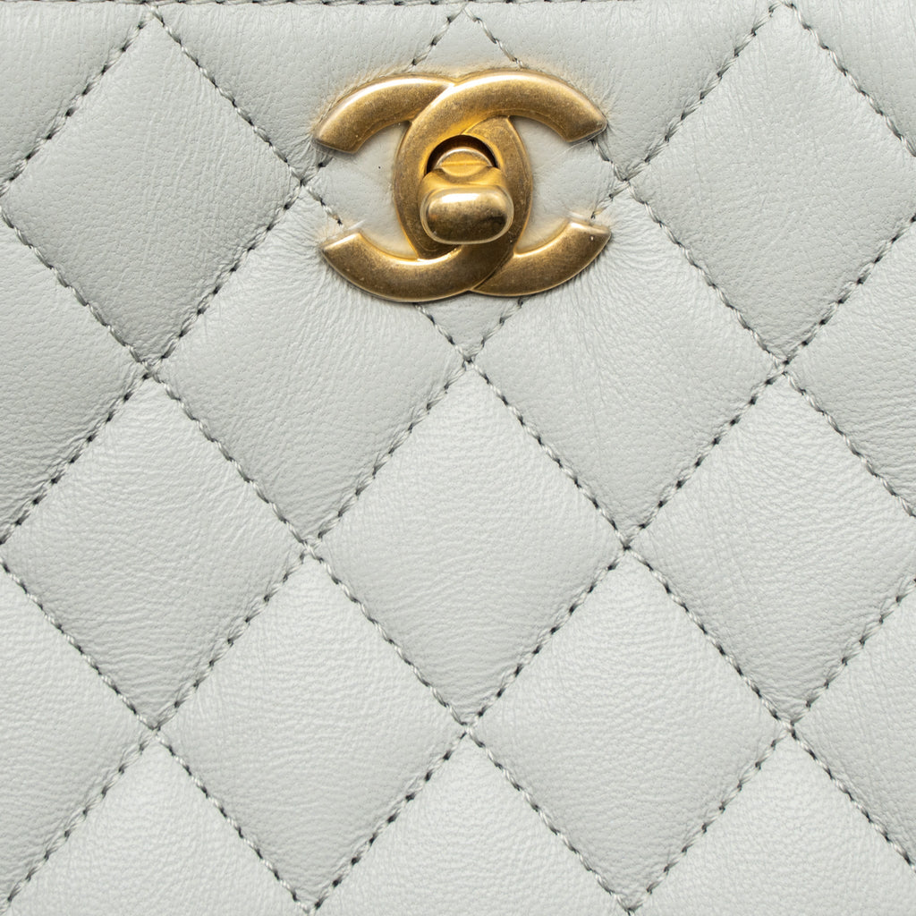 CHANEL PEARL CRUSH HOBO BAG LAMBSKIN LIGHT GREY BRUSHED GHW (MICROCHIP)