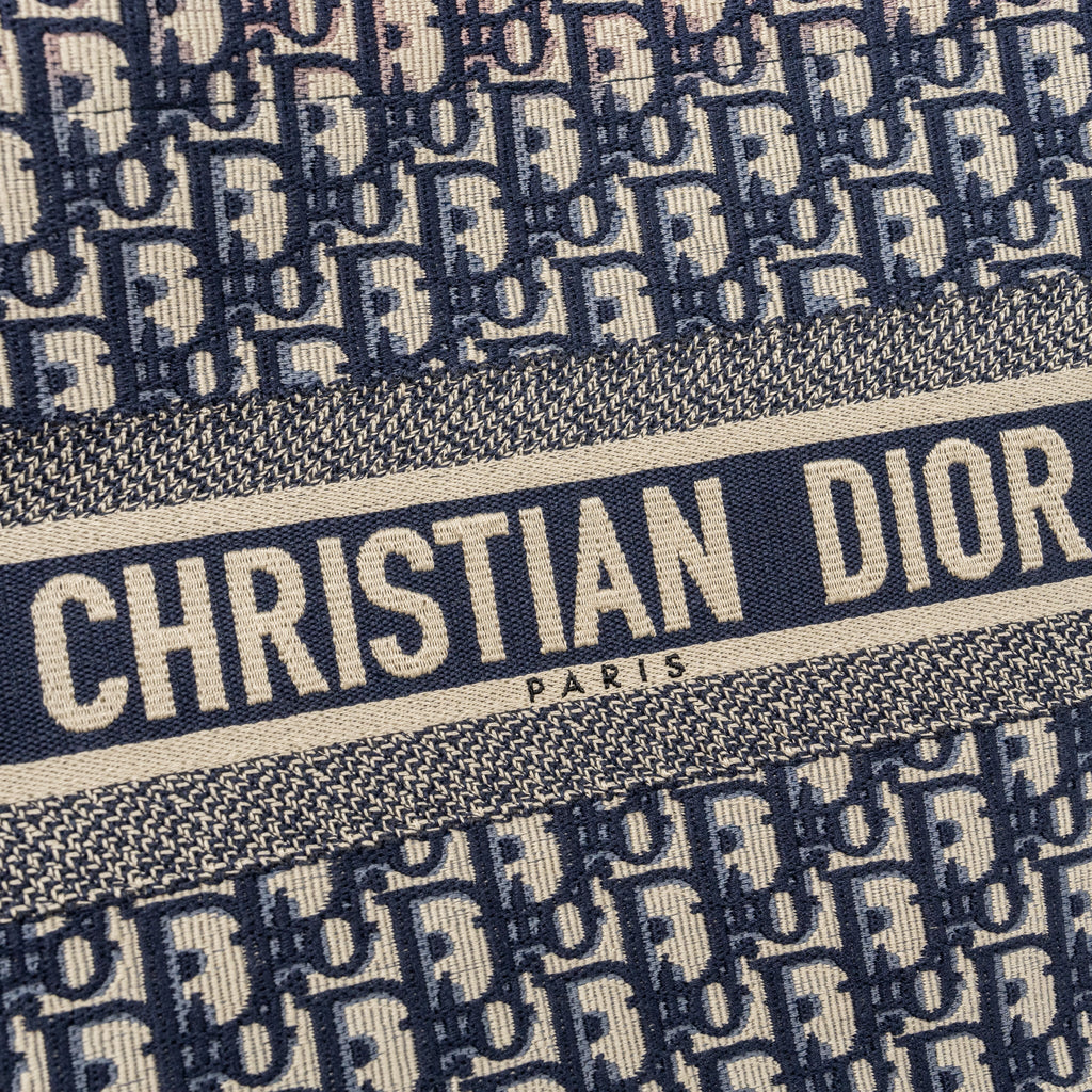 DIOR MEDIUM BOOK TOTE BLUE DIOR OBLIQUE EMBROIDERY