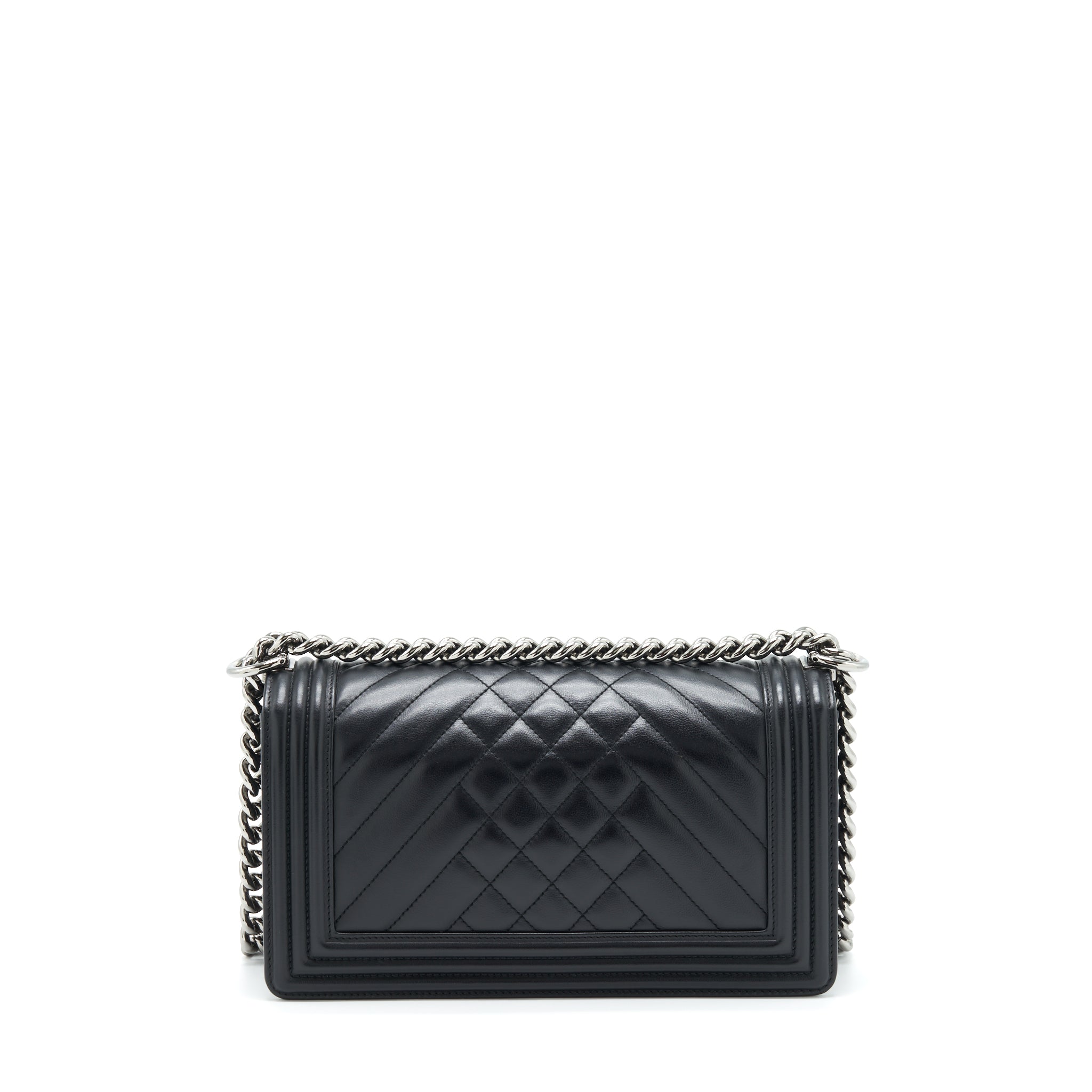 CHANEL MEDIUM BOY BAG QUILTED AND CHEVRON CALFSKIN BLACK SHW