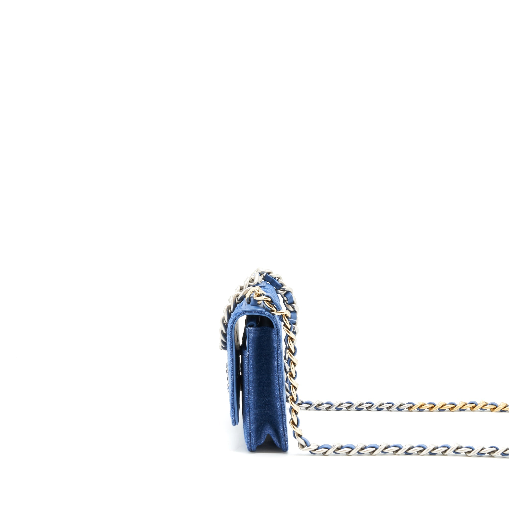 CHANEL 22P DENIM 19 WALLET ON CHAIN